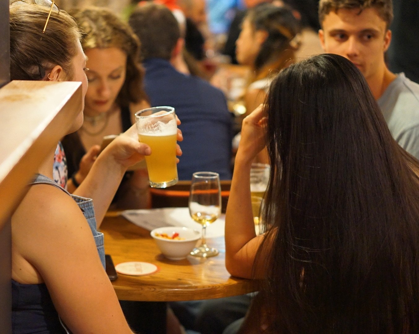 🍻Redfern Tuesday Trivia is ON today! Don&rsquo;t forget to book a table via link on our bio!

Trivia from 7pm! Get in from 4-6 for Hoppy Hour. Doors open at 4pm.

Anyone can win some beers, beer tabs and impress your mates with your general knowledg