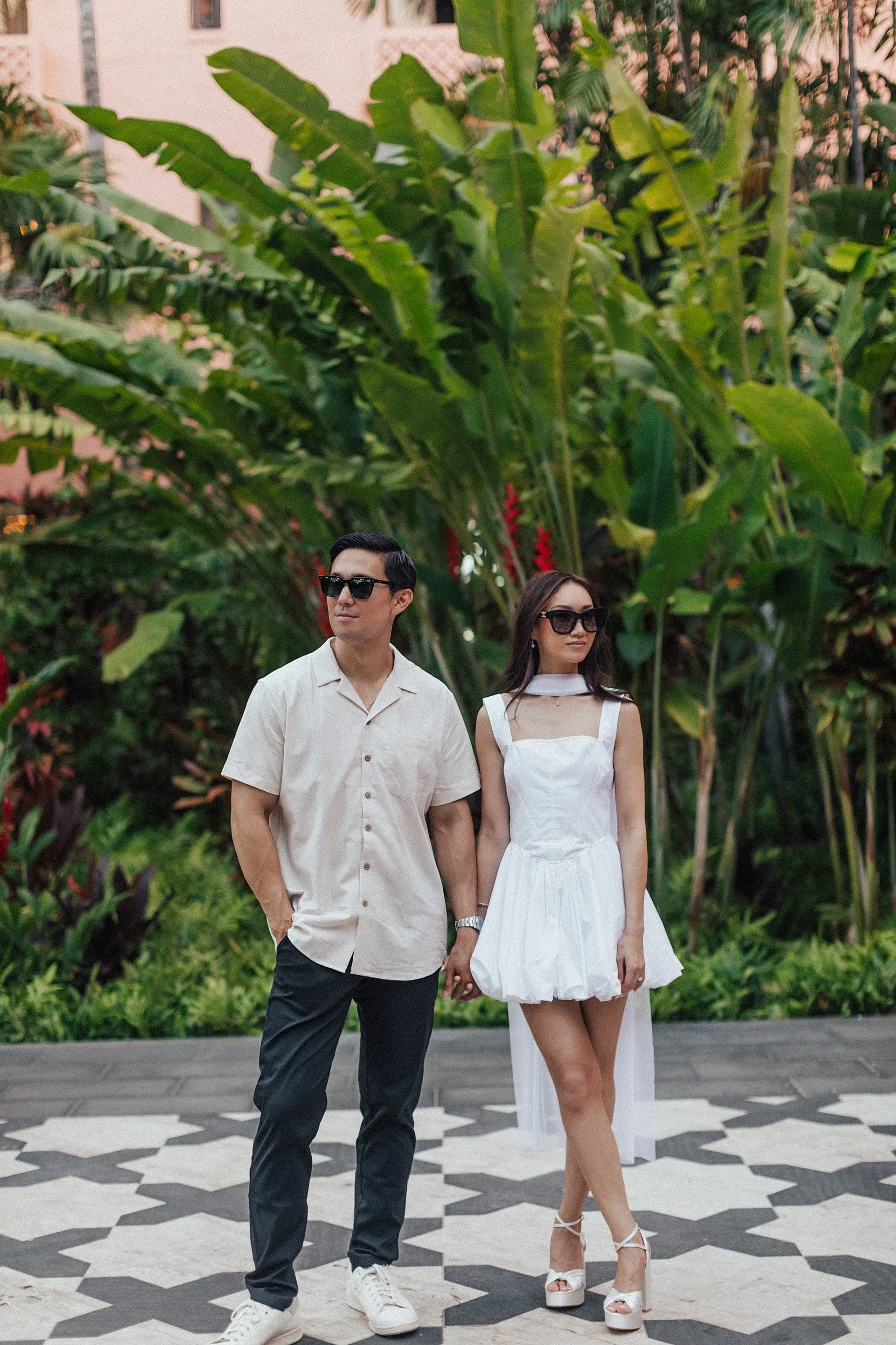 Hawaii-theroyalhawaiian-engagement-Photographer__CO1_8584_byCarolOliva_WEB.jpg
