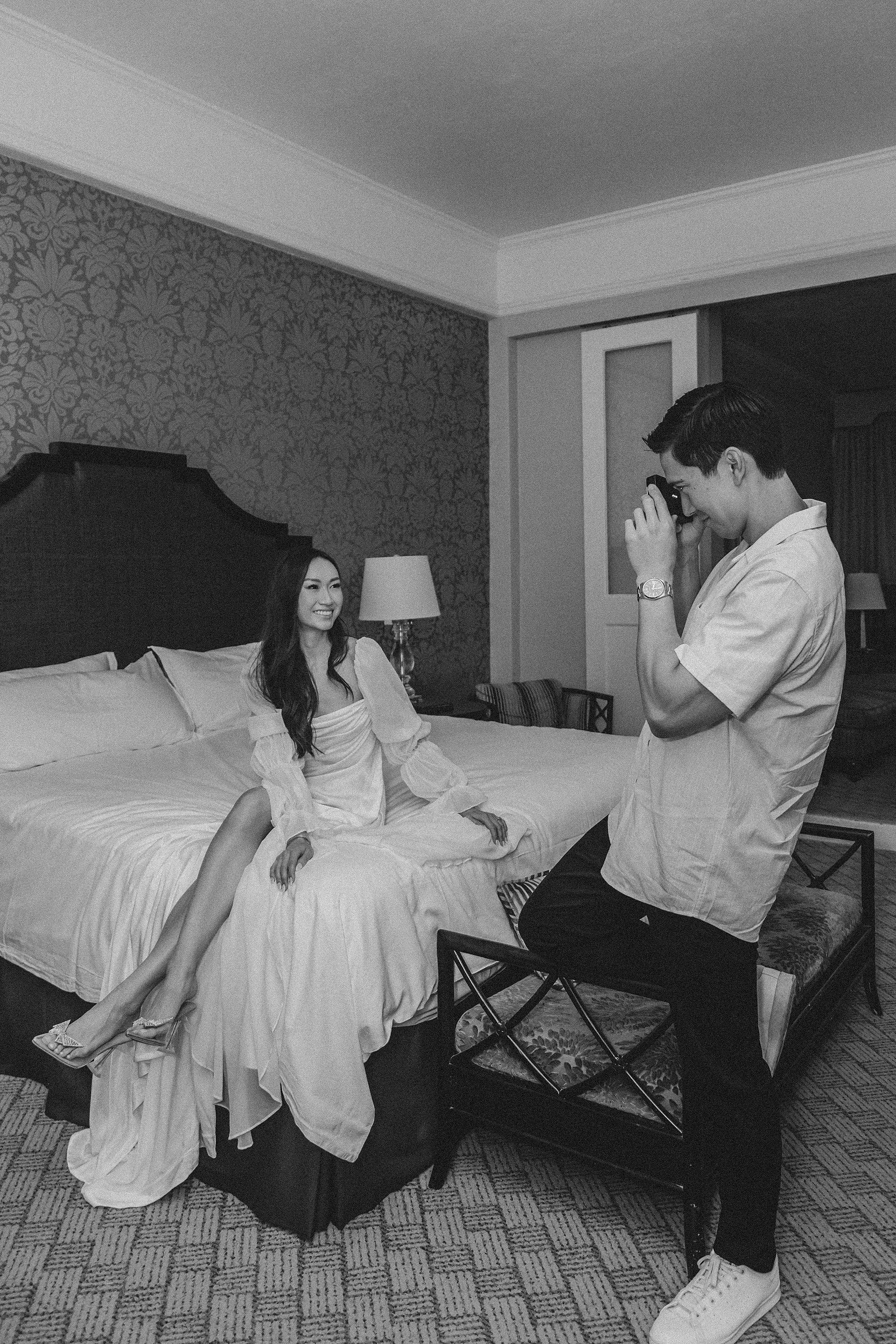 Hawaii-theroyalhawaiian-engagement-Photographer__CO2_0906_byCarolOliva_WEB.jpg