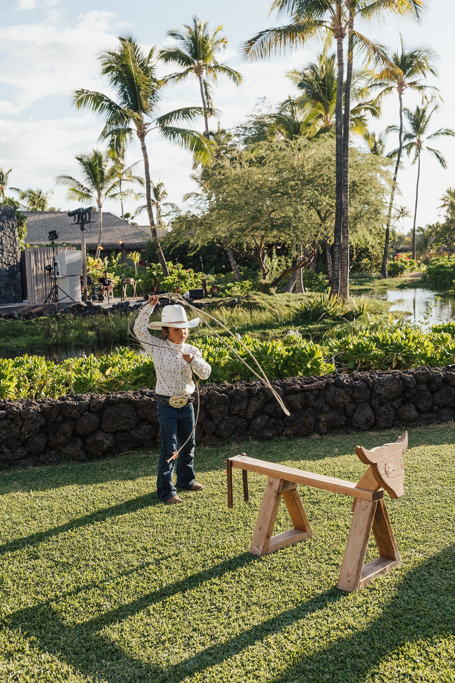 Hawaii-konavillage-wedding-Photographer__B+K_4107_CO5_8754_byCarolOliva_WEB.jpg