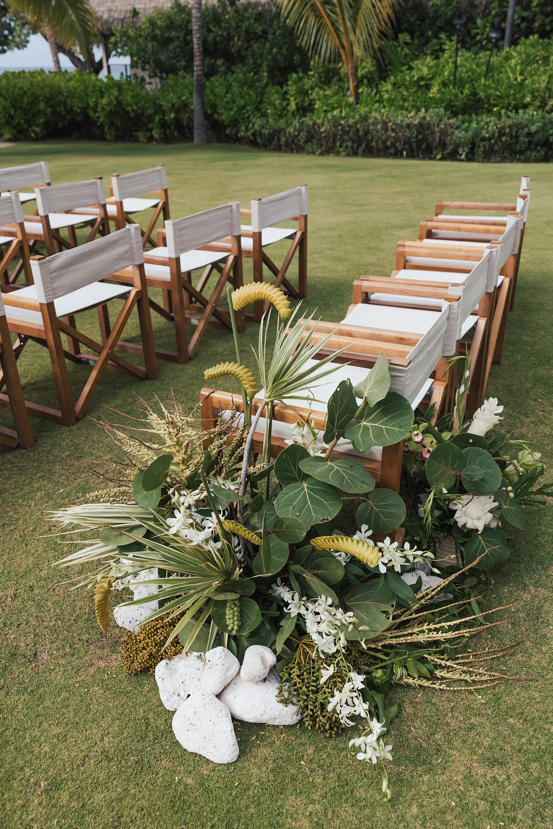 Hawaii-konavillage-wedding-Photographer__CO5_3161_byCarolOliva_WEB.jpg