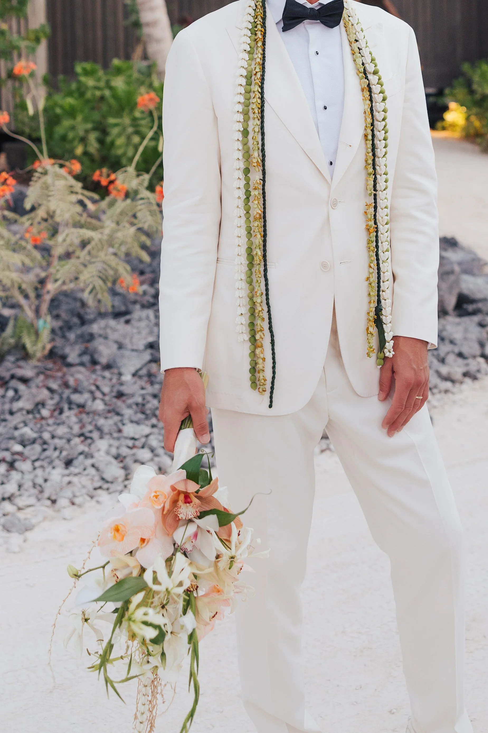 Hawaii-konavillage-wedding-Photographer__B+K2012_CO5_5762_byCarolOliva_WEB.jpg