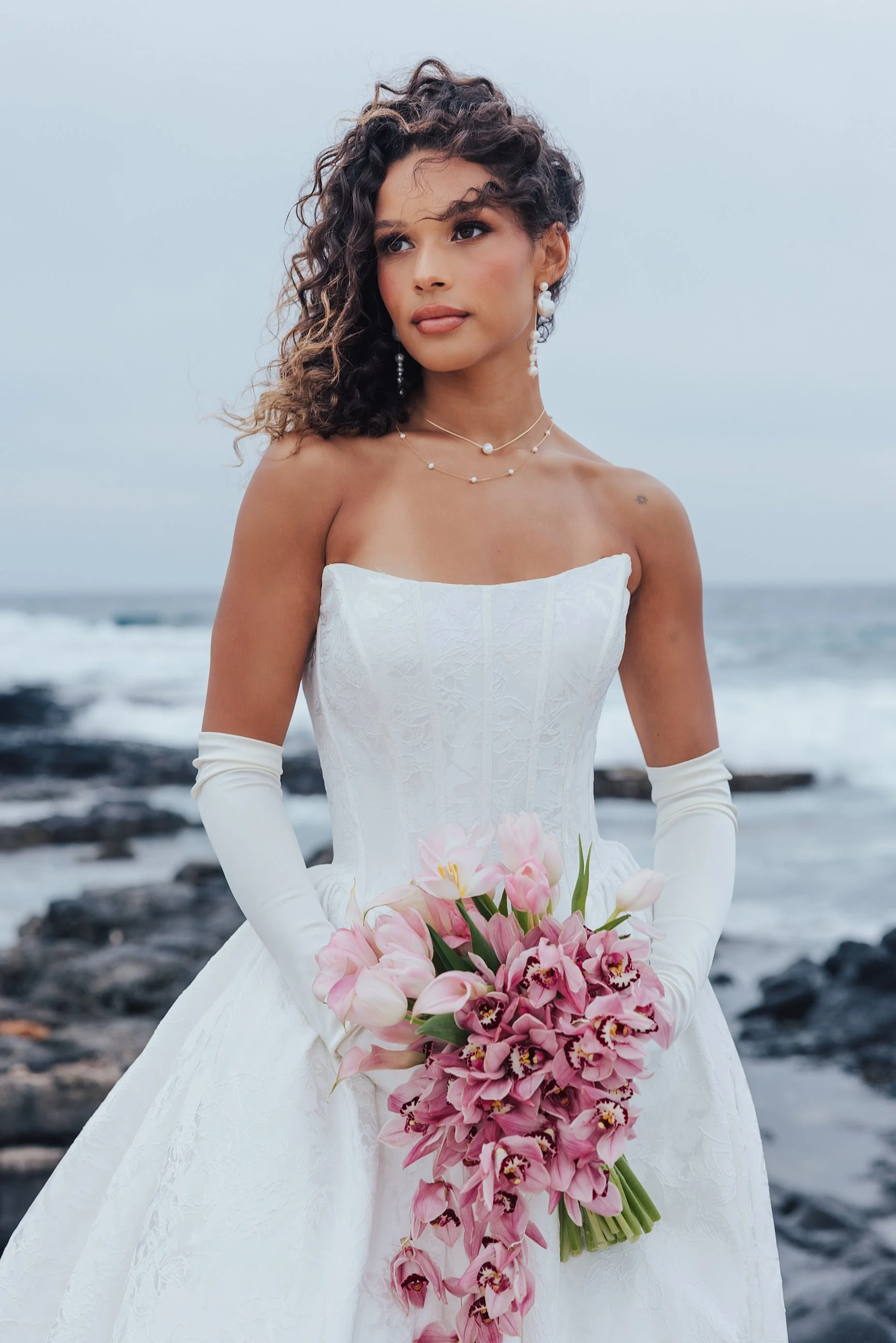 Hawaii-oahu-wedding-photographer-bridal-_CO5_7645_CarolOliva_WEB.jpg