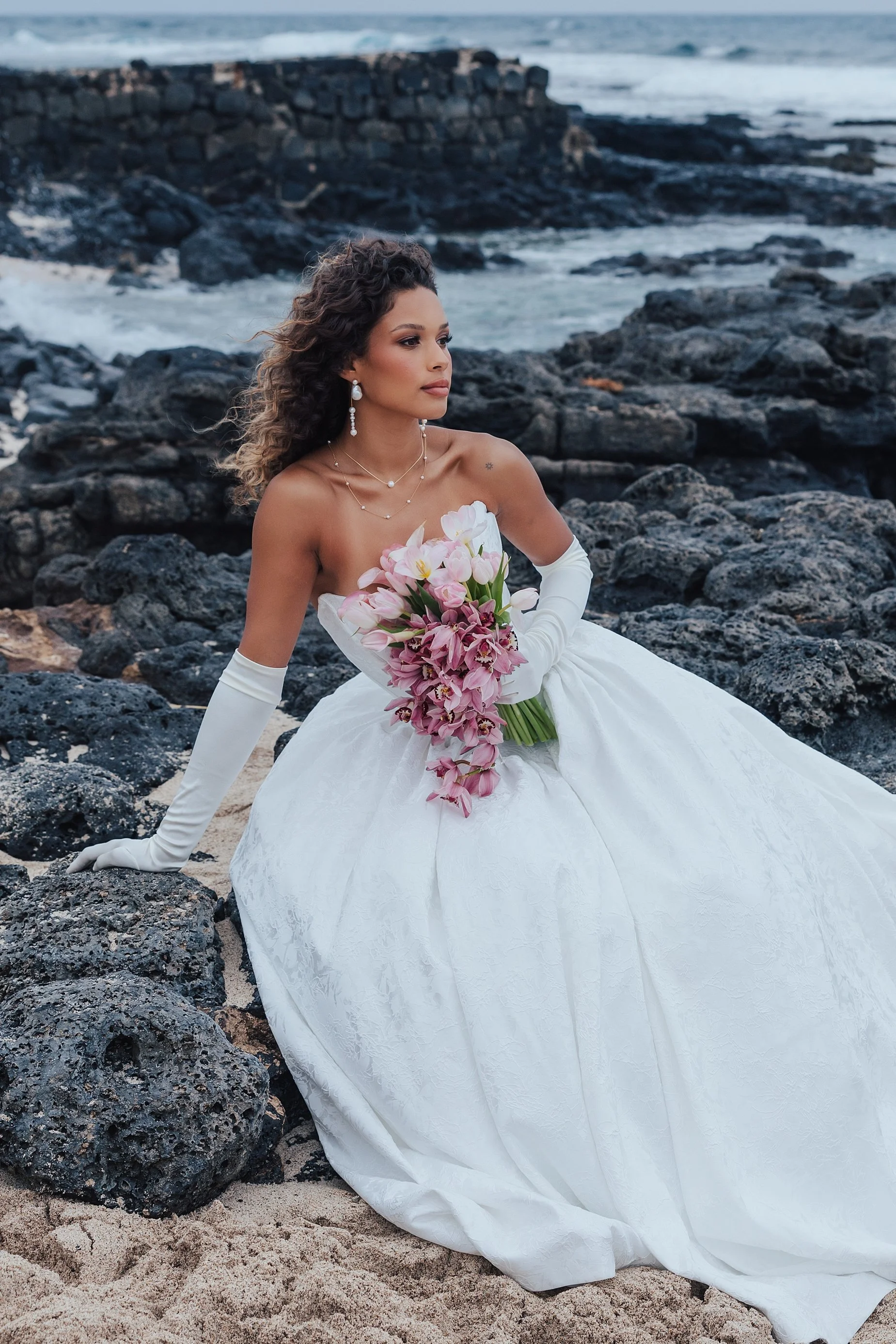 Hawaii-oahu-wedding-photographer-bridal-_CO5_7805_CarolOliva_WEB.jpg