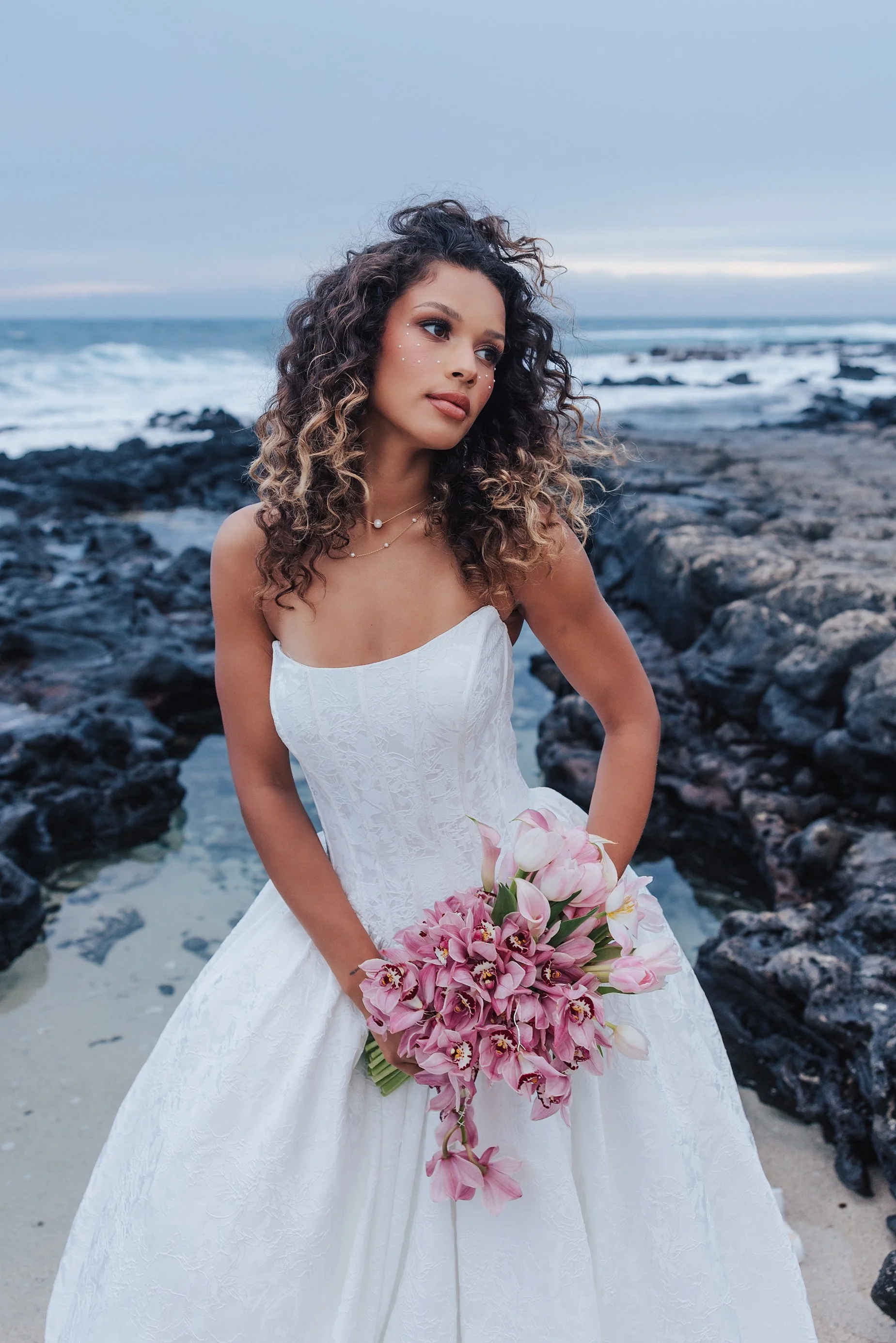 Hawaii-oahu-wedding-photographer-bridal-_CO5_8591_CarolOliva_WEB.jpg