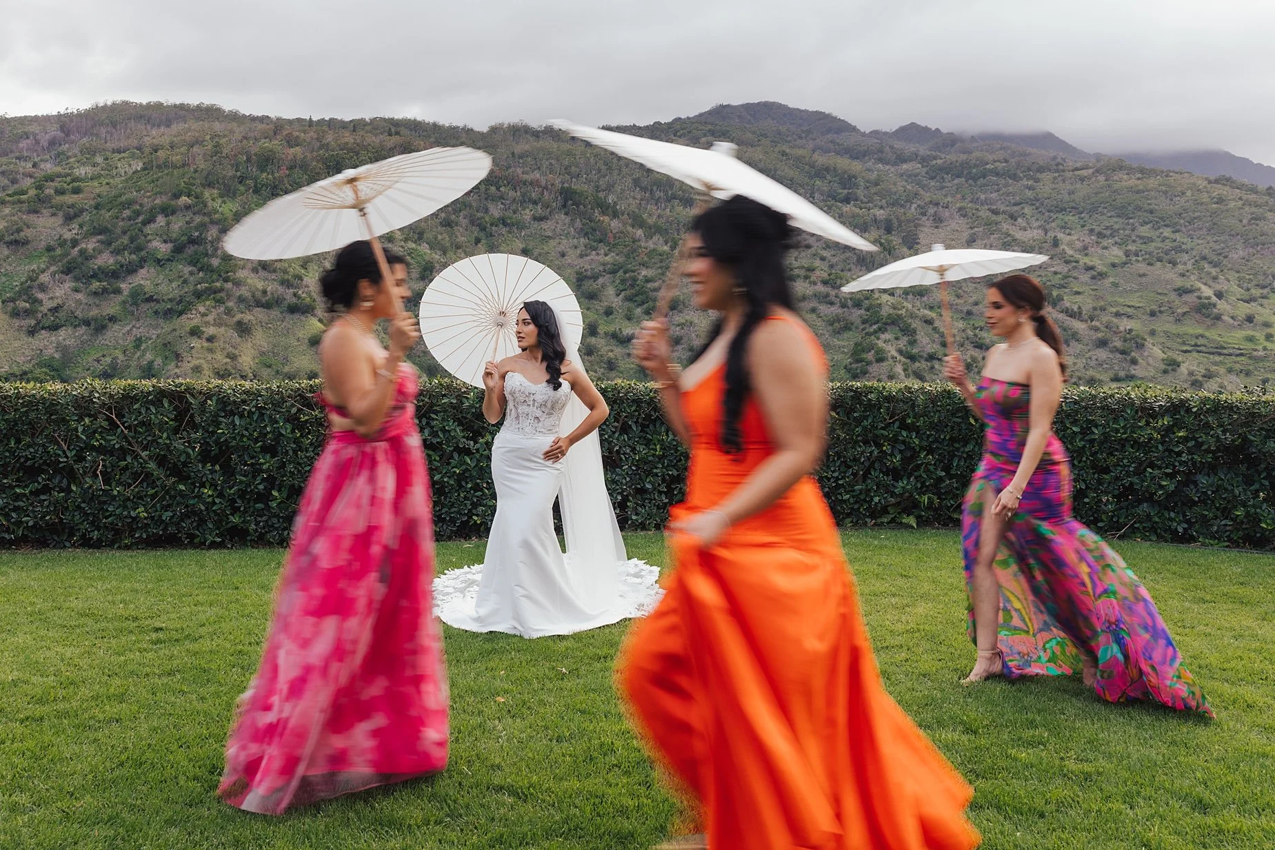     Luxury Hawaii wedding photography with dramatic tropical scenery and emotional storytelling