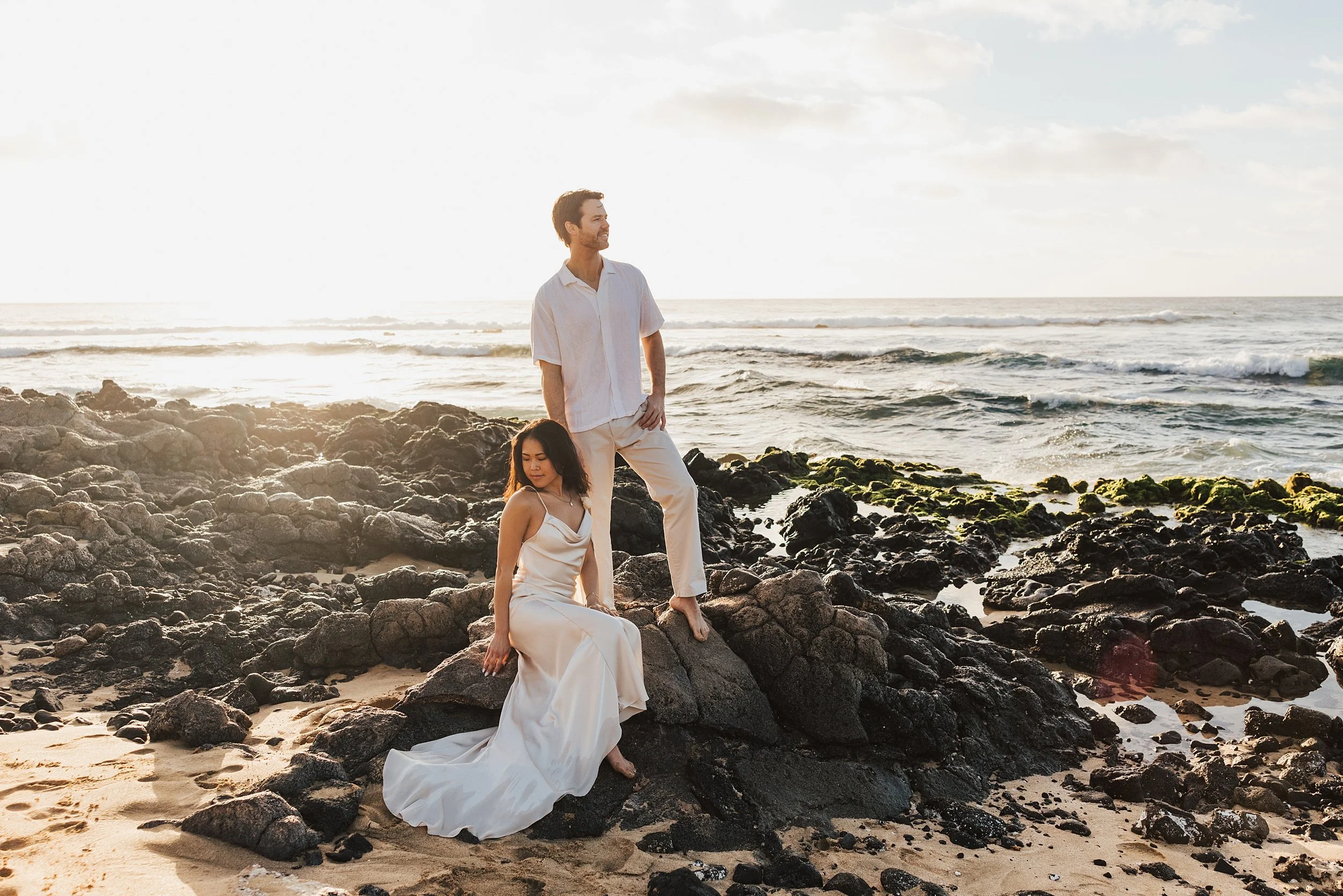 Hawaii-oahu-sunrise-engagement-photographer_CO5_0401_CarolOliva_WEB.jpg