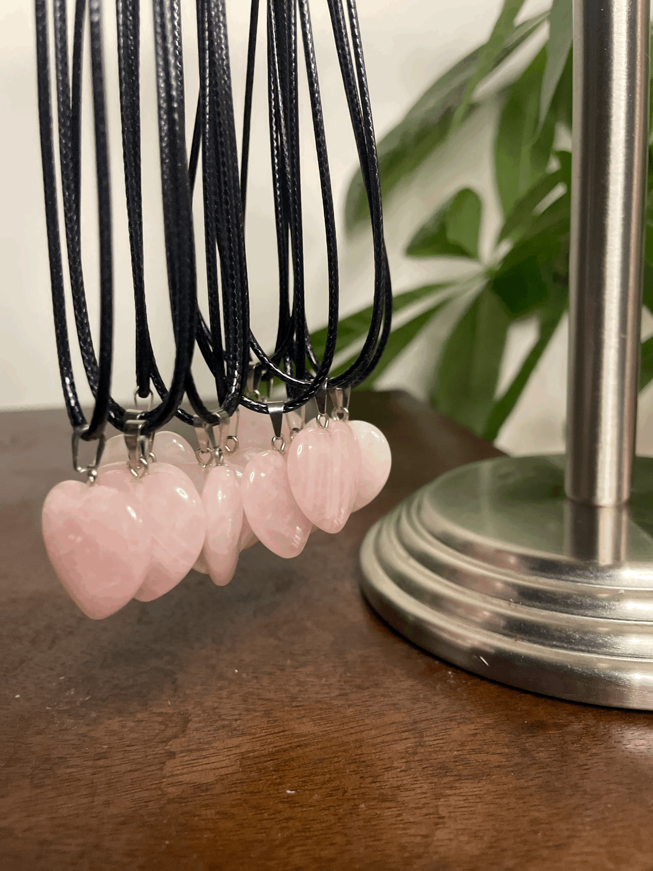 💗 Rose Quartz – Self-Love, Heart Healing & Divine Feminine Energy