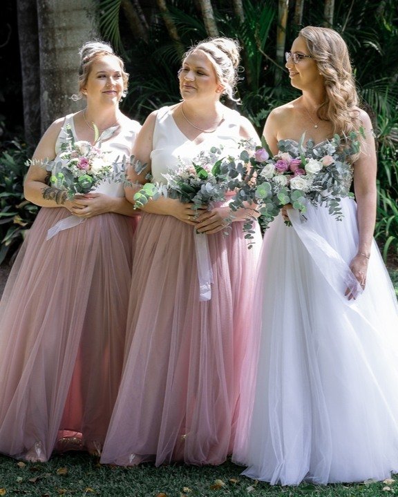 The maids &amp; bride look so lovely in pink.
.
. #inthegrove #inthegroveqld #weddingsinthegrove #weddinginspo #weddinginspiration #premierweddingvenue #bundabergspremierweddingvenue #perfectvenue #elegantwedding  #weddingstyling #weddingstyle #cqwed