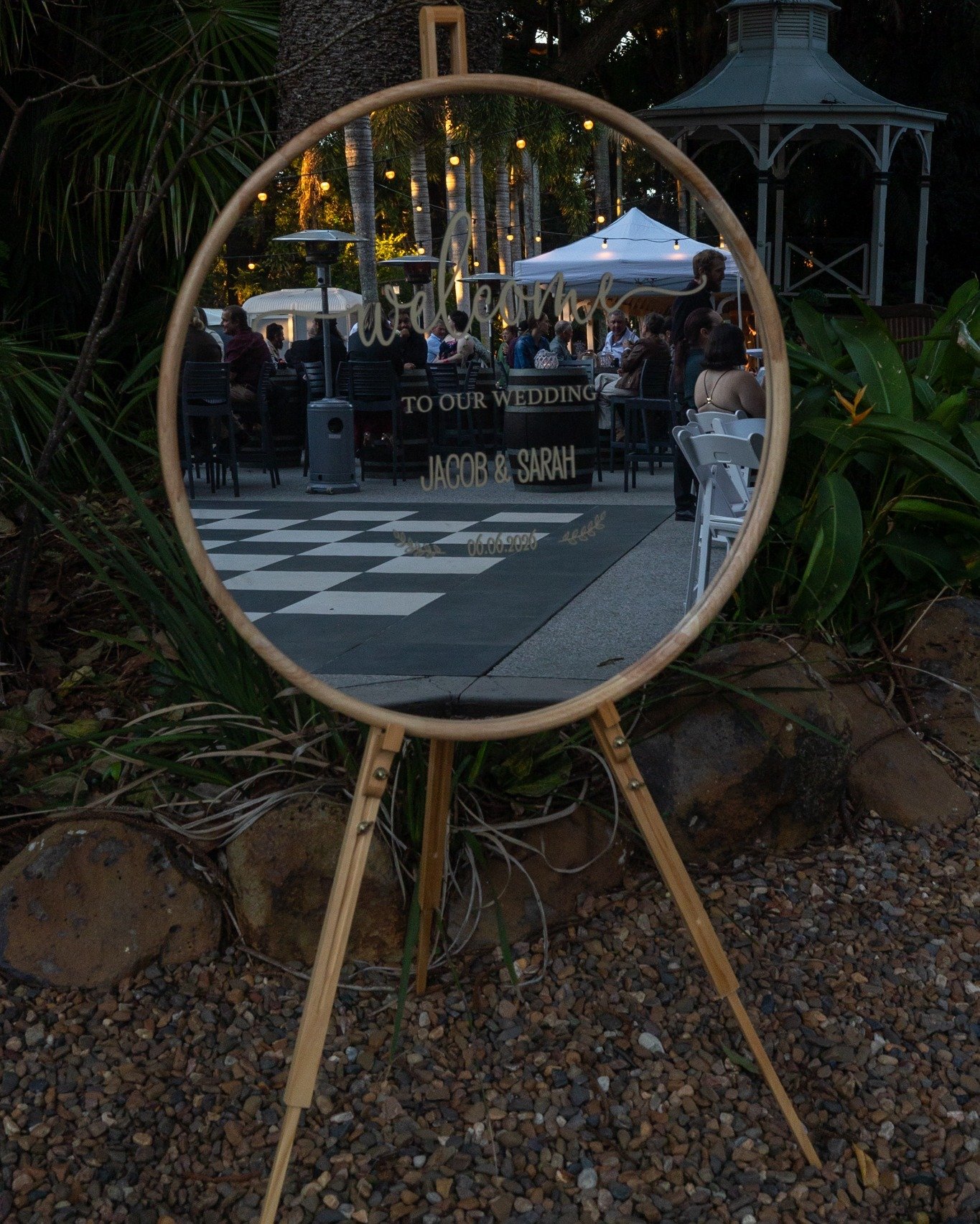 ✨ Soft winter light. Fairy lights in the gardens. Blue and ivory styling. A relaxed celebration with family and friends.
Sarah &amp; Jacob's winter wedding was filled with beautiful moments from beginning to end. From the tropical gardens and sunset 