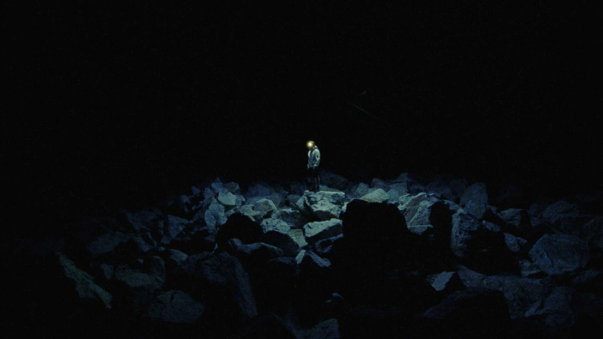Arc_teryx - System_A - Stills - PNG - 15.jpg