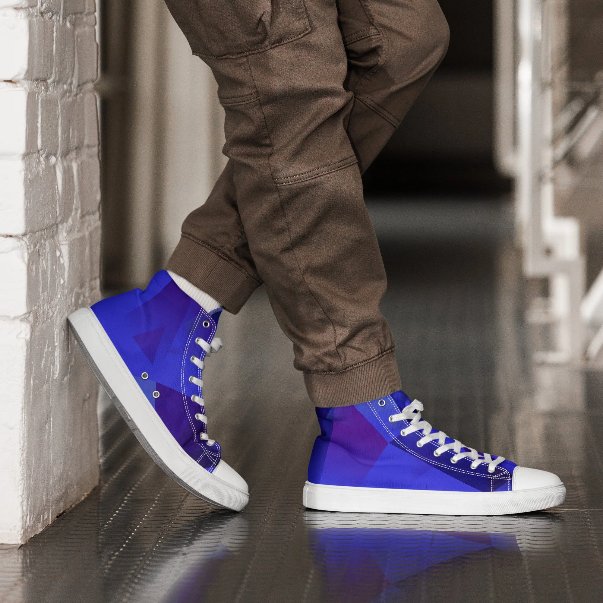 mens-high-top-canvas-shoes-white-right-2-67836ef25f711.jpg