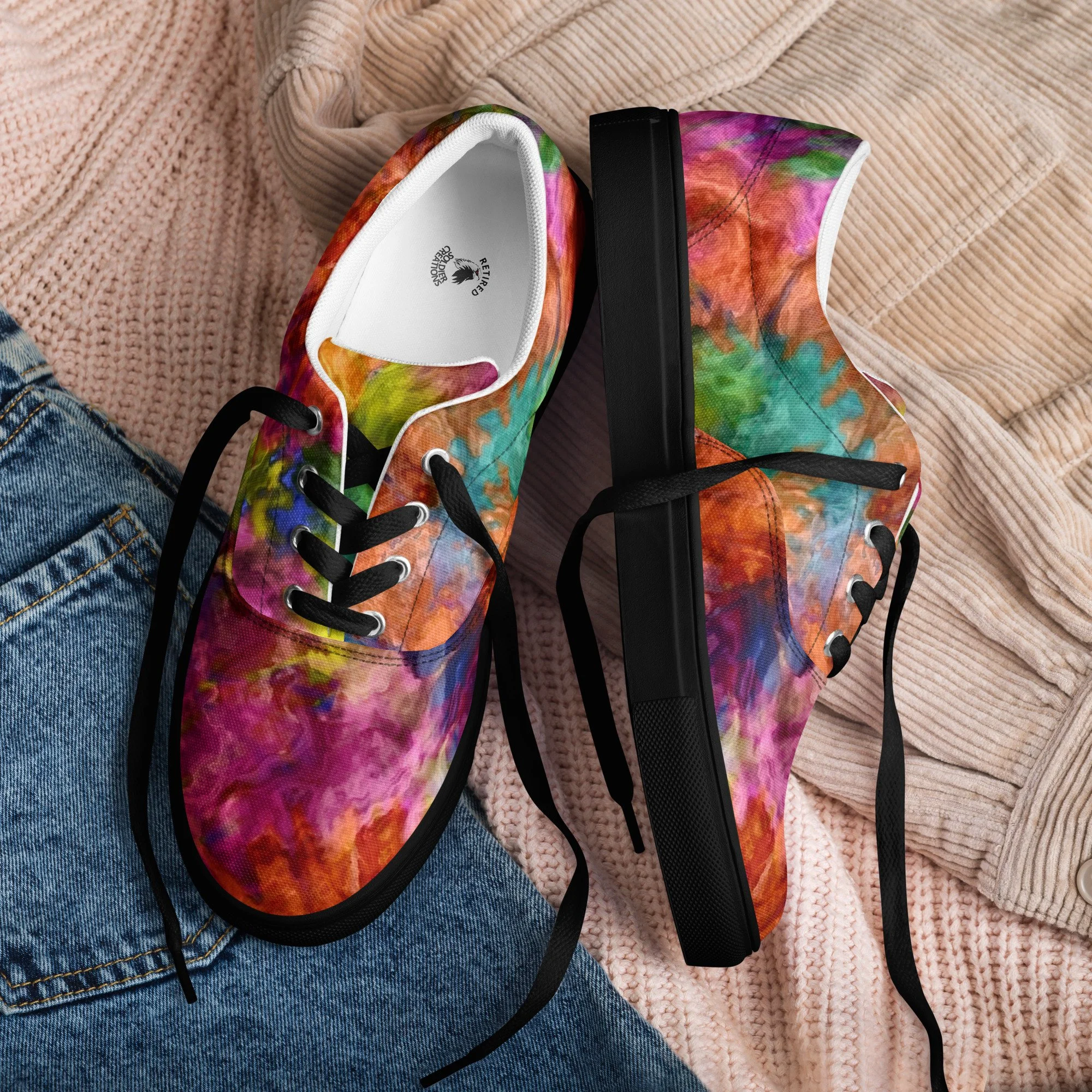 Women’s Lace-Up Canvas Shoes