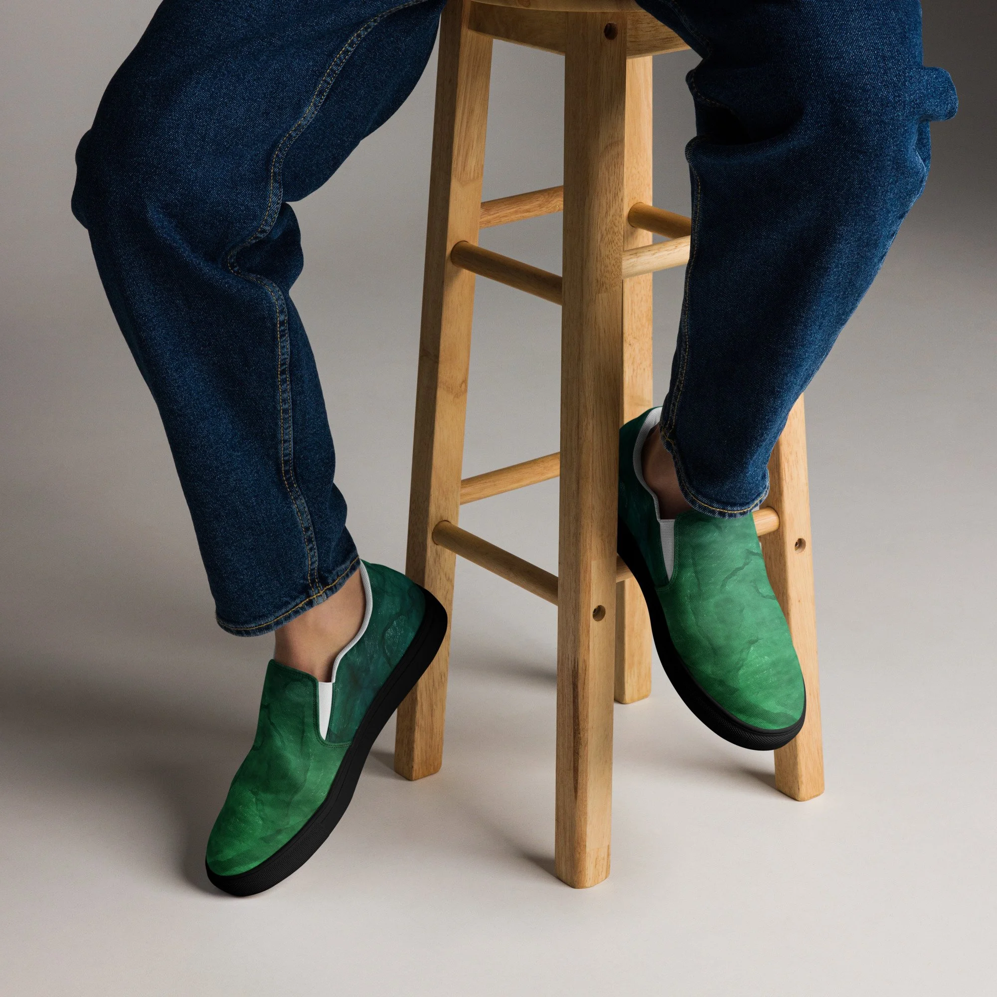 Men’s Slip-On Canvas Shoes