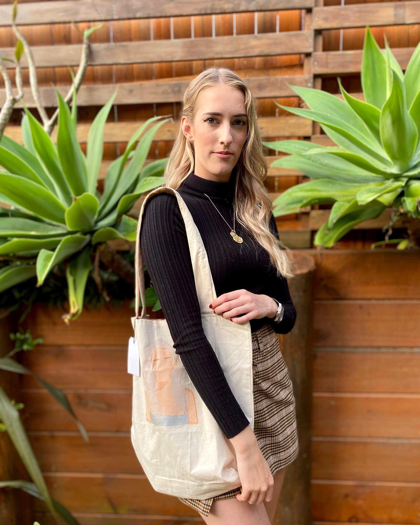 &ldquo;You don't have to carry a designer bag that costs more than a car to look cool.&rdquo; 
 -Kesha 
.
.
.
.
#totebag #totebags #tote #totebagstyle #painted #paint #power #handmade #handpainted #cutebag #smallbiz #smallbusiness #madetoorder #fashi