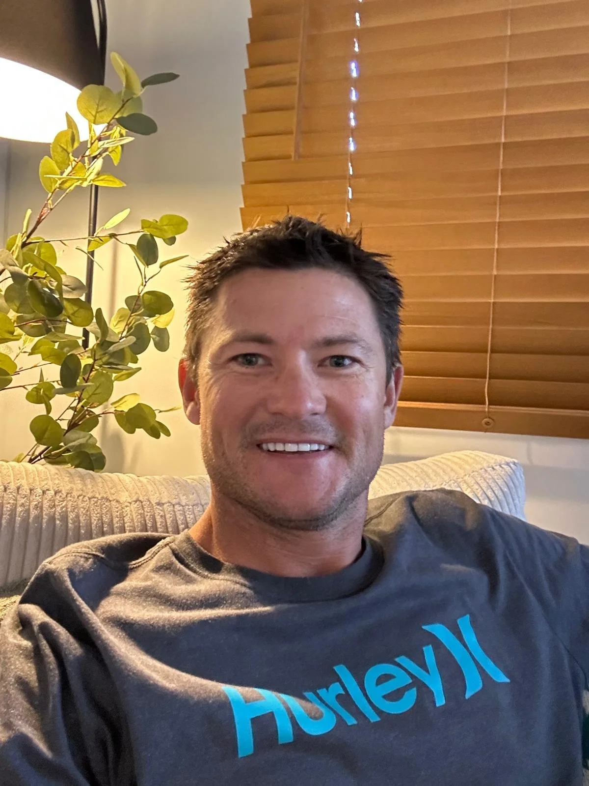 Did you see? Matt is ready to take clients in his lovely room. you may have noticed. 

He has availability before Christmas for some new clients. 

Take the leap.