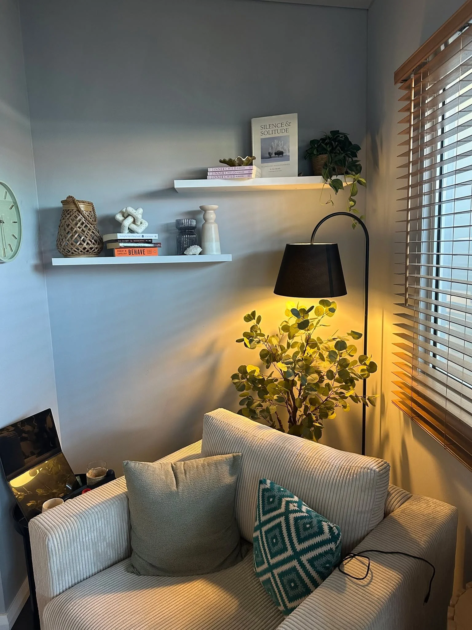 ✨ Introducing Matt &ndash; Our New NLP Practitioner  at The Hope Approach ✨

I&rsquo;m so excited to welcome Matt Byass from Intuitiv Mind to The Hope Approach rooms.

Matt offers calm, grounded, practical counselling for people who are feeling stres