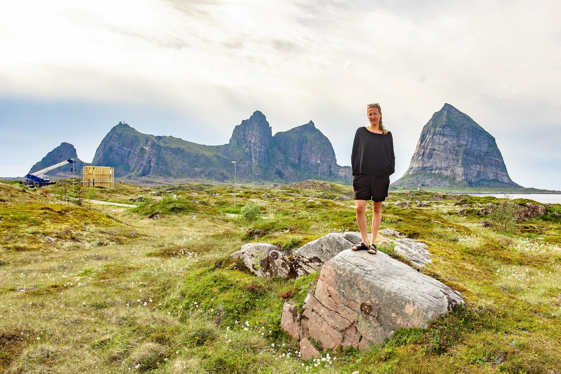 Project Manager Moa Björnson at the Ytri site. Foto: Irwan Droog
