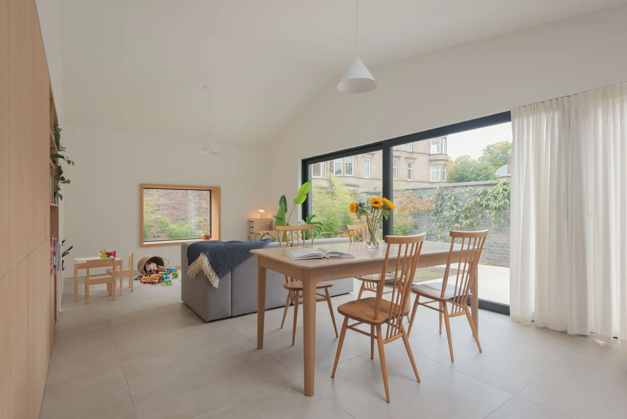 daniel bär architect | extension langside | glasgow | living dining