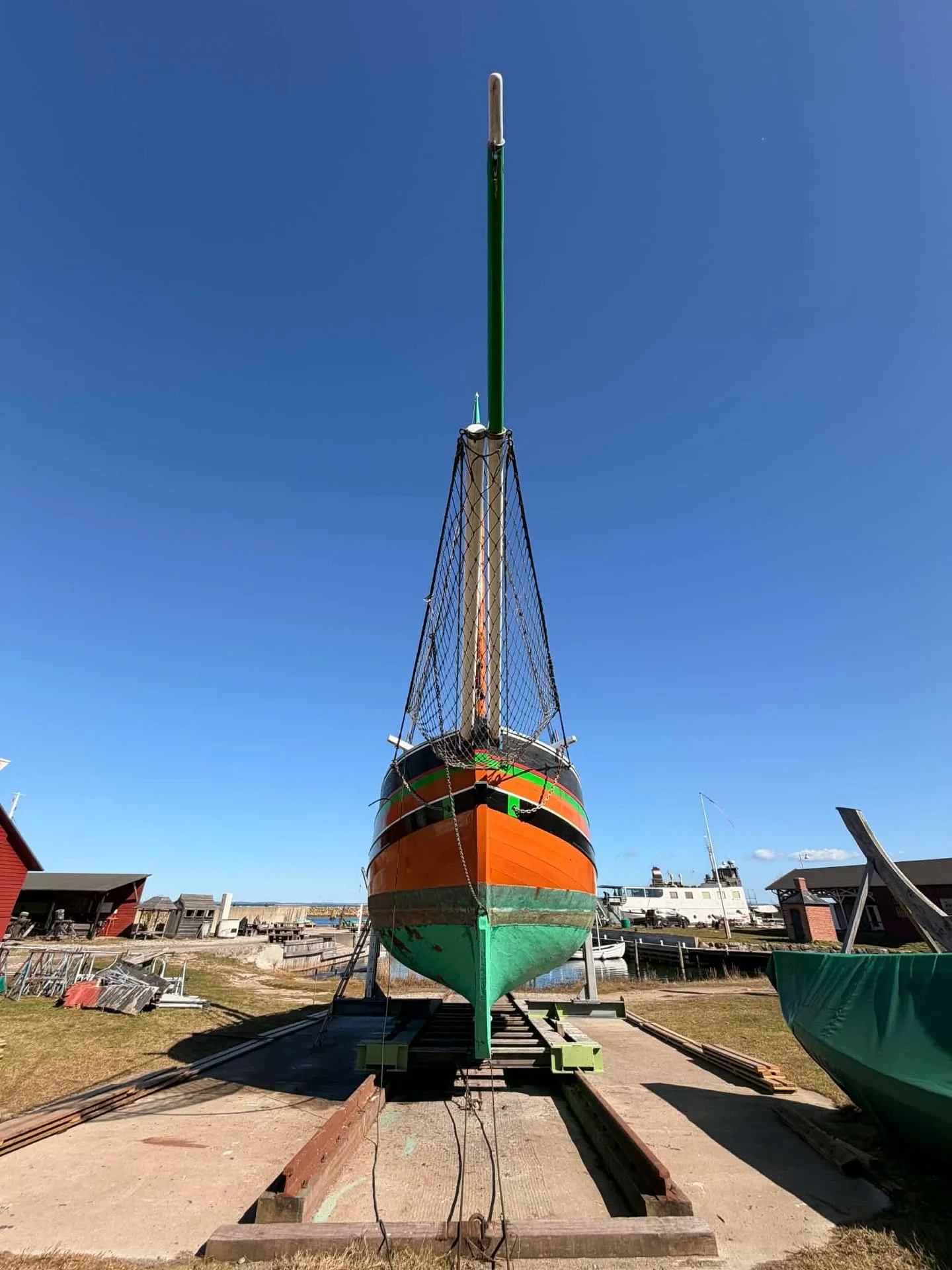 D4B p&aring; bedding, og stillads sat p&aring;🇱🇹
TAK for st&aelig;rkt fremm&oslash;de💪🏻