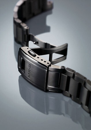 Casio-whole-mag-01.05_Page_05_Image_0002.jpg