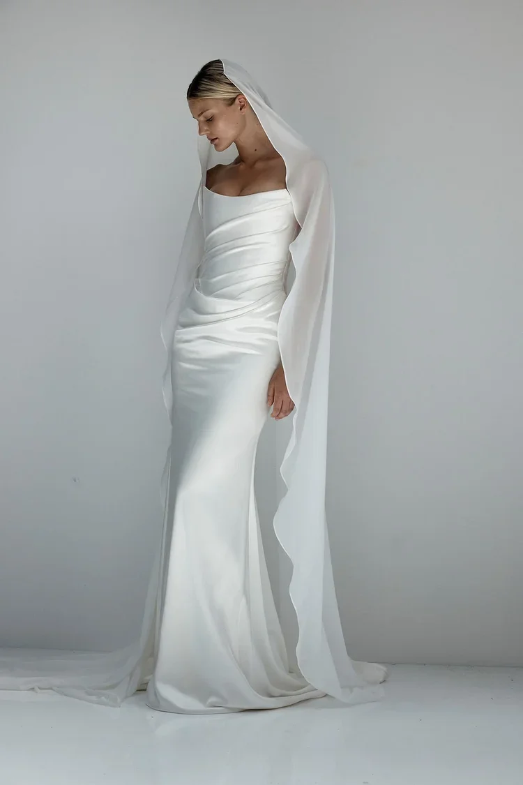 AYLA VEIL