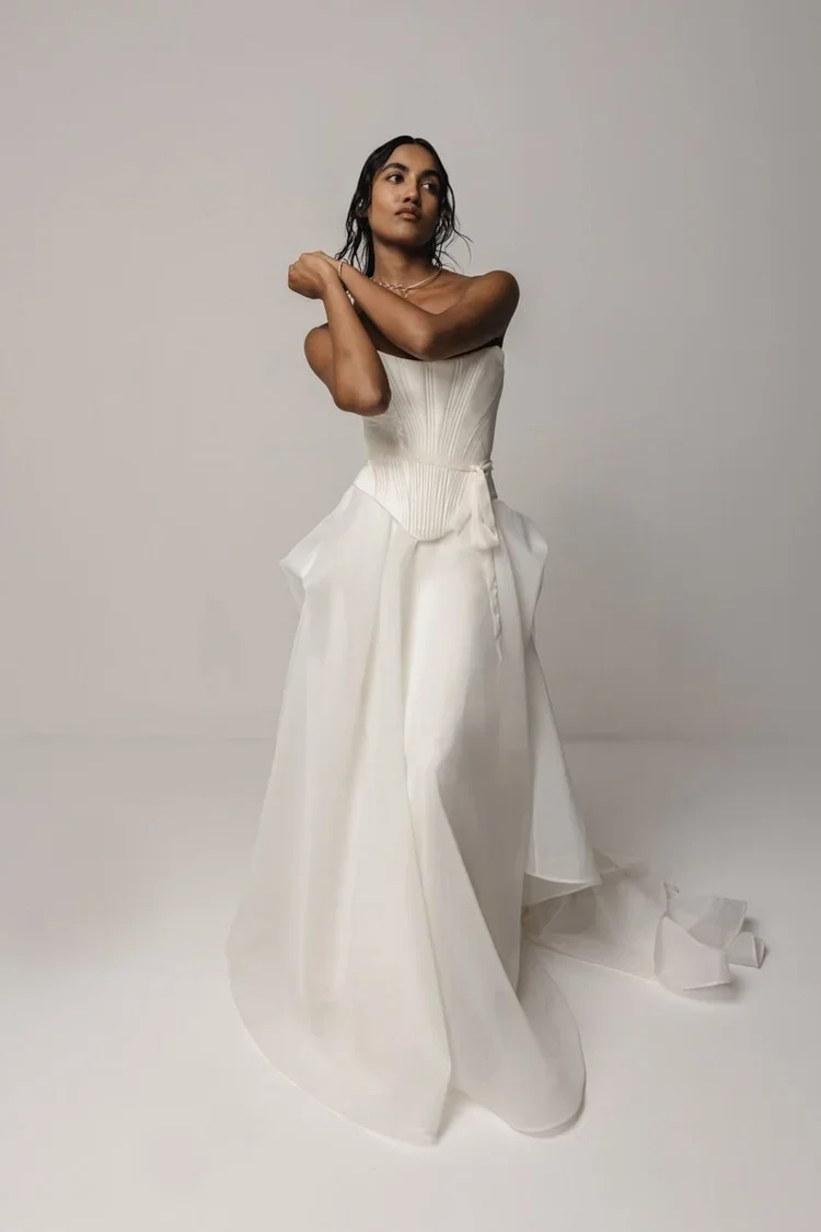 JOSEPHINE + OVERSKIRT