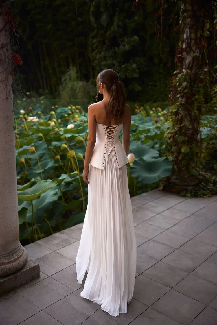 UNION SKIRT & CORSET