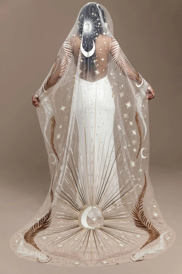 DESERT ROSE VEIL