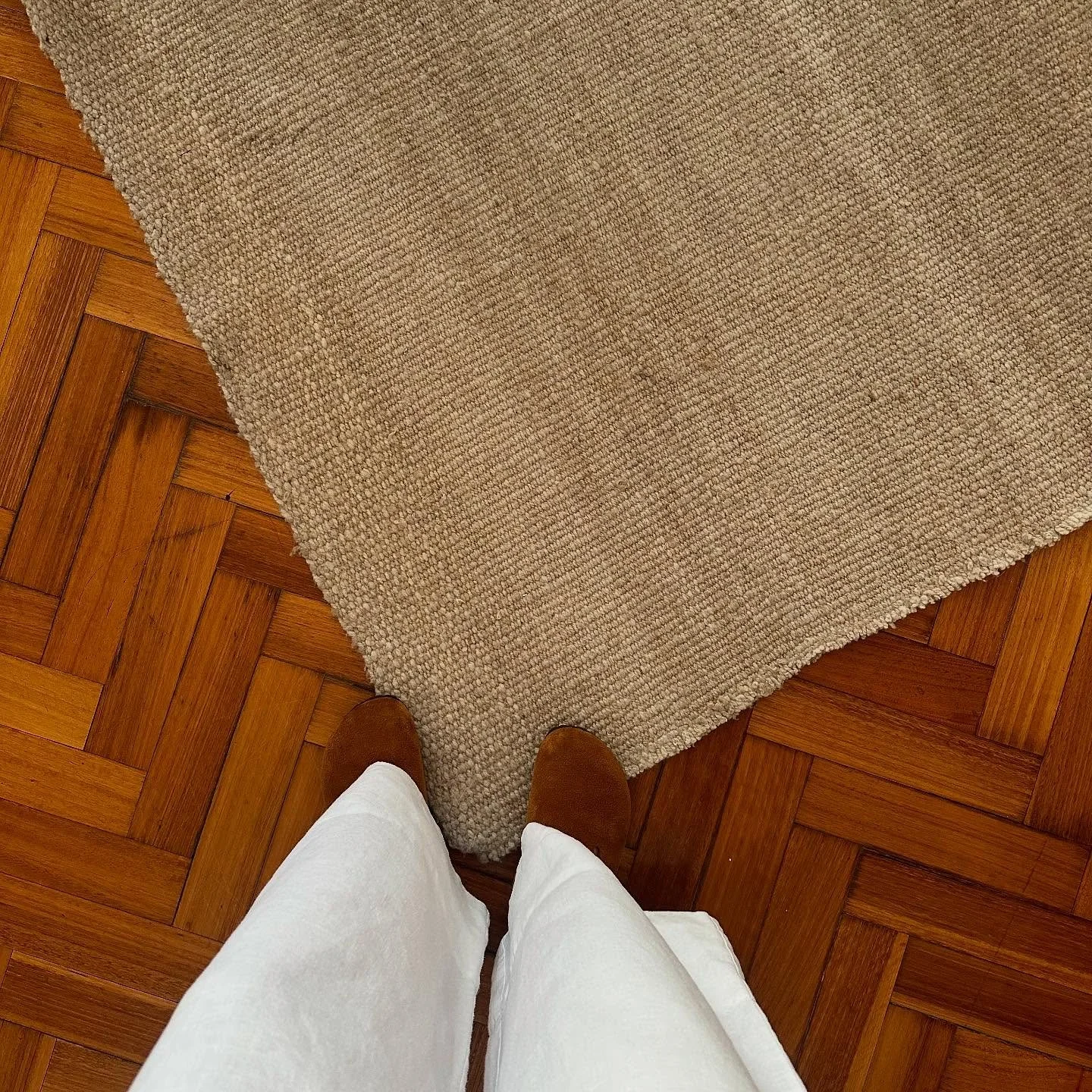 Good things take time ✨

Our handmade rugs are the result of days of careful weaving, knot by knot. We value slow processes, because that&rsquo;s how you get pieces with real character, lasting quality, and a warmth you can feel every time you step o