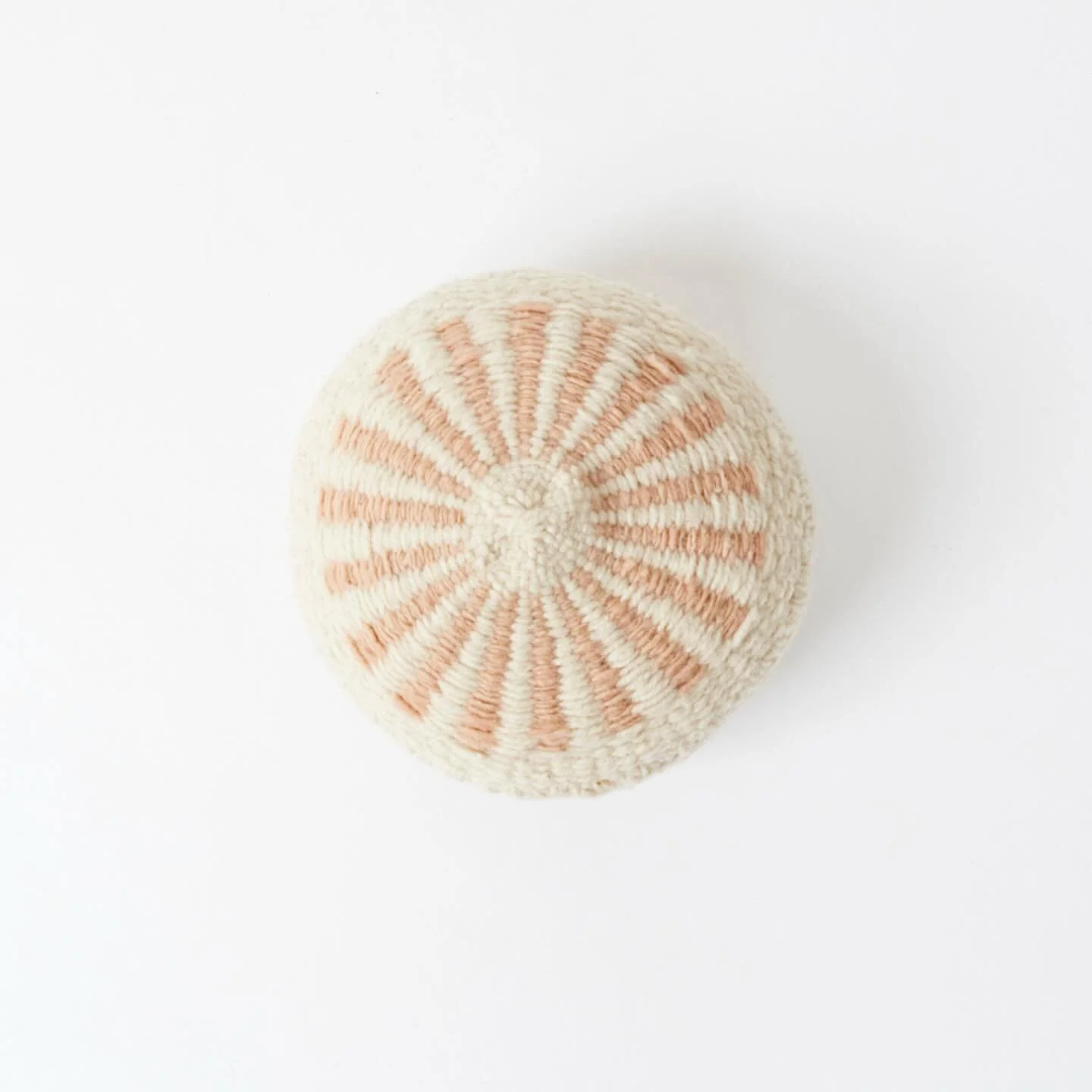 Can&rsquo;t decide? We don&rsquo;t blame you &mdash; there are so many gorgeous options online 😍 Grab your favourites with 25% off until tonight! ⏰✨

#blackfriday25