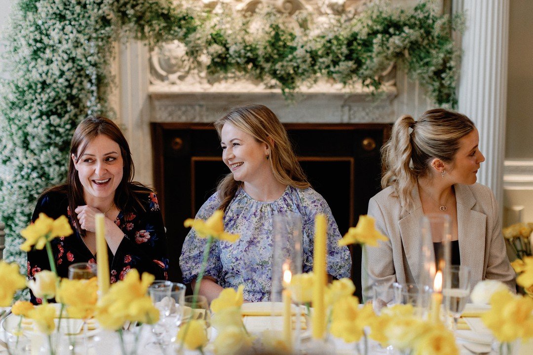 C O N N E C T I O N 💛

It's why we do what we do. 

#sixparkplace #venue #eventplanner #eventprofs #corporateevents #spring #yellow #talent #collaboration #trust #customerexperience #connection #event