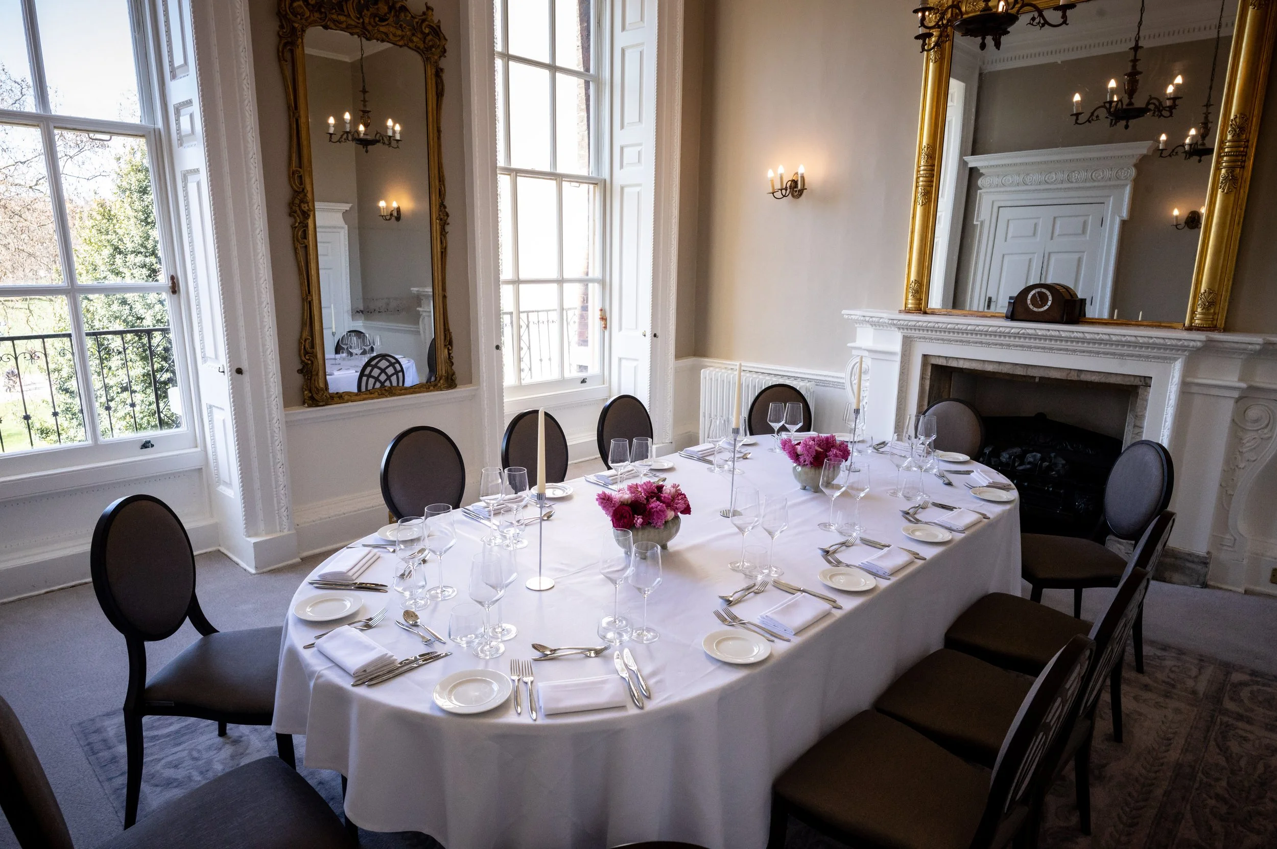 Six Par Place - Bennet Clark Room (2).jpg