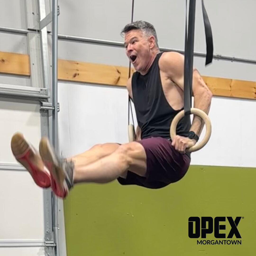 The face of pure joy when you get your first ring muscle up!
⠀⠀⠀⠀⠀⠀⠀⠀⠀
I would say we have progressed well past @b.spong &lsquo;s initial goal of &ldquo;not having a dad bod&rdquo; 👏🏼😂