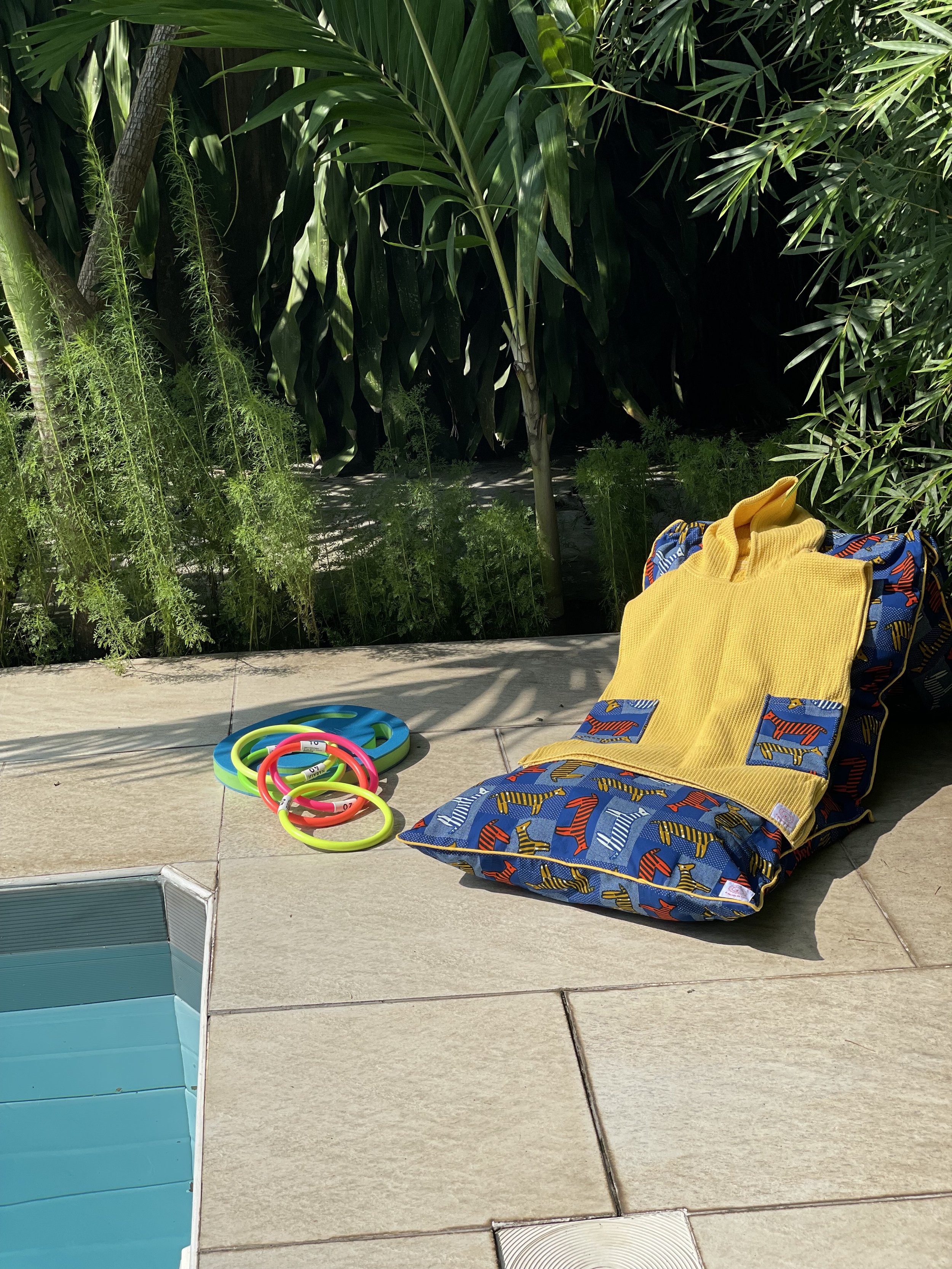 Poncho de plage pour enfants en tissu wax