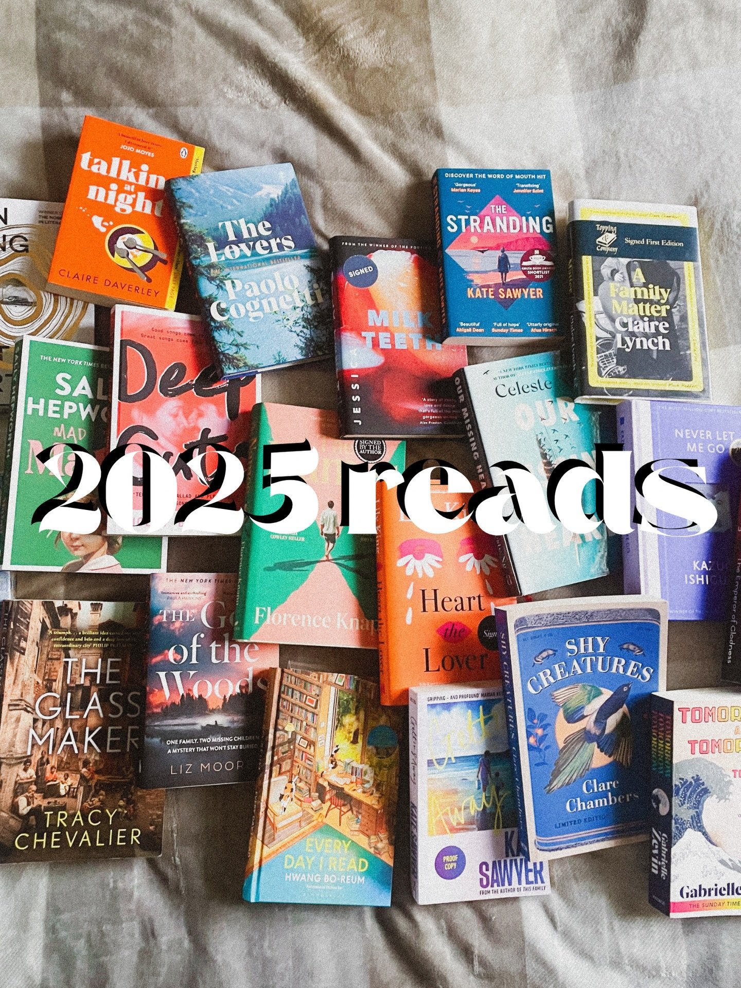 2025 reading wrap up 📚✨

I can&rsquo;t believe 2026 is just around the corner, where did this year go?! There&rsquo;s been a lot of ups and downs this year: my mental health was all over the place, we welcomed a new (very cheeky) furry friend into o