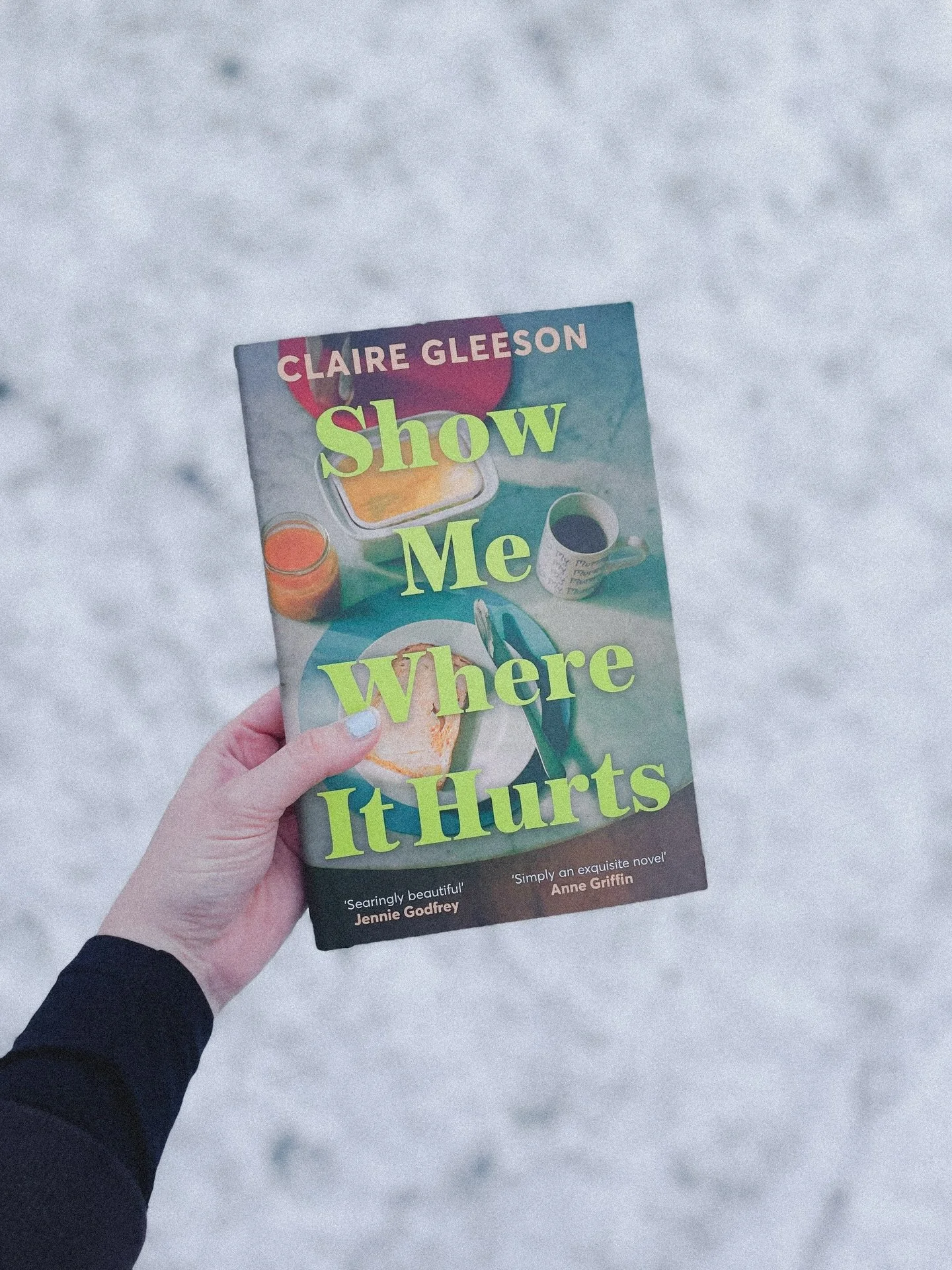 Currently reading ☕️❄️
I&rsquo;m currently sticking to my monthly tbr, making my way through it slowly but surely so far, and enjoying this weather! ❄️ I still can&rsquo;t get over how beautiful the snow is - as someone who grew up in 30-40 degree ce