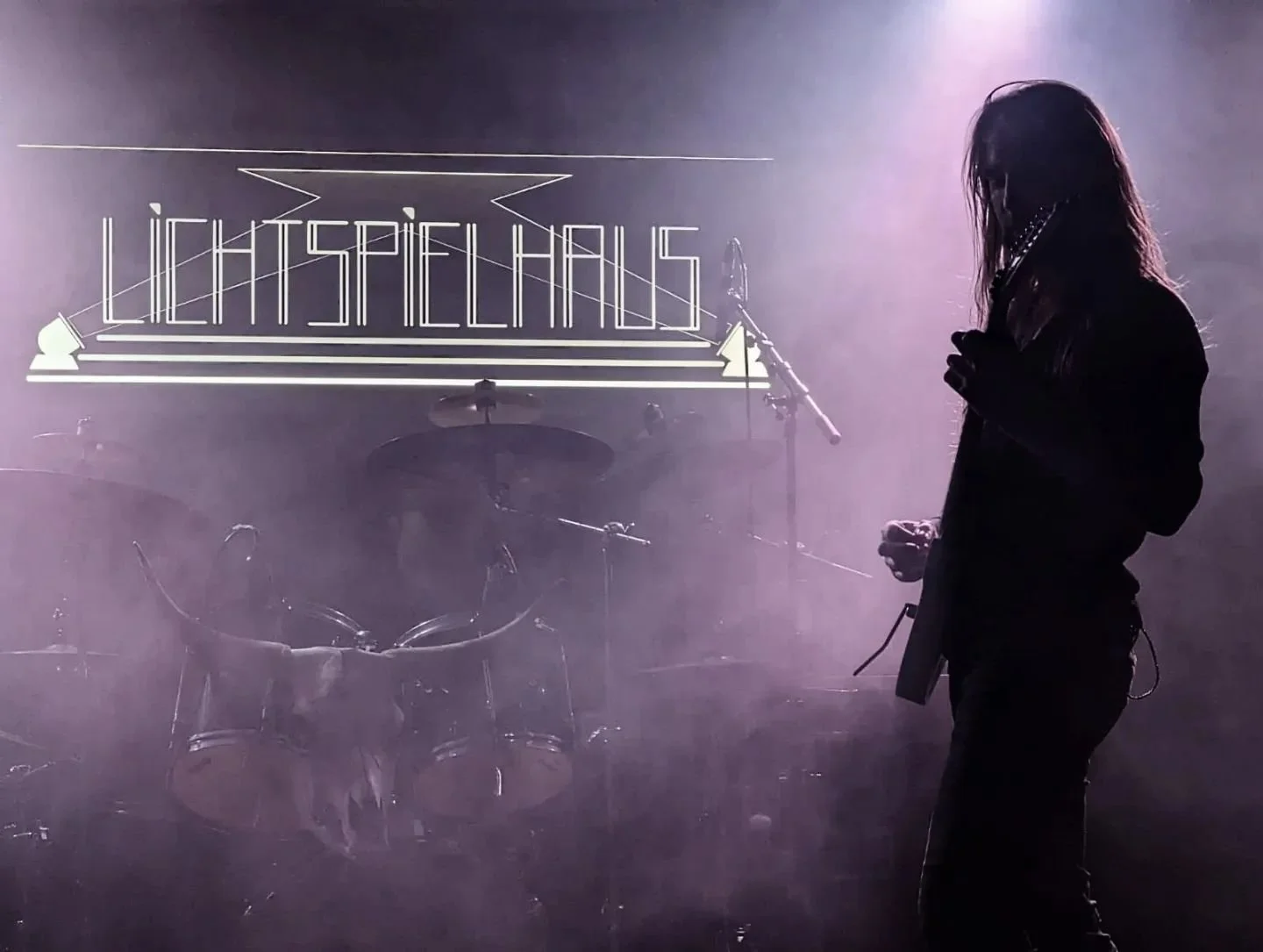 From last Friday's concert...
#lichtspielhaus #metal #music #progressive #deathmetal #band #wiederregenfaellt #musician #artist #album #merch #merchandise #bandcamp #live #onstage #performance #drums #guitar #bass