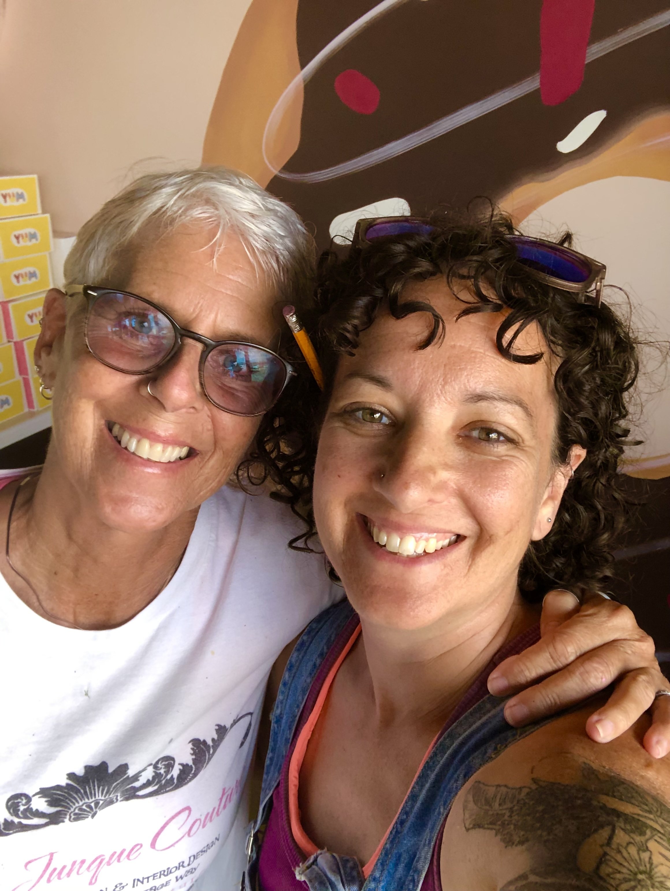 Leslie and Laurie of Leslie Kimble Art, Champaign, Illinois
