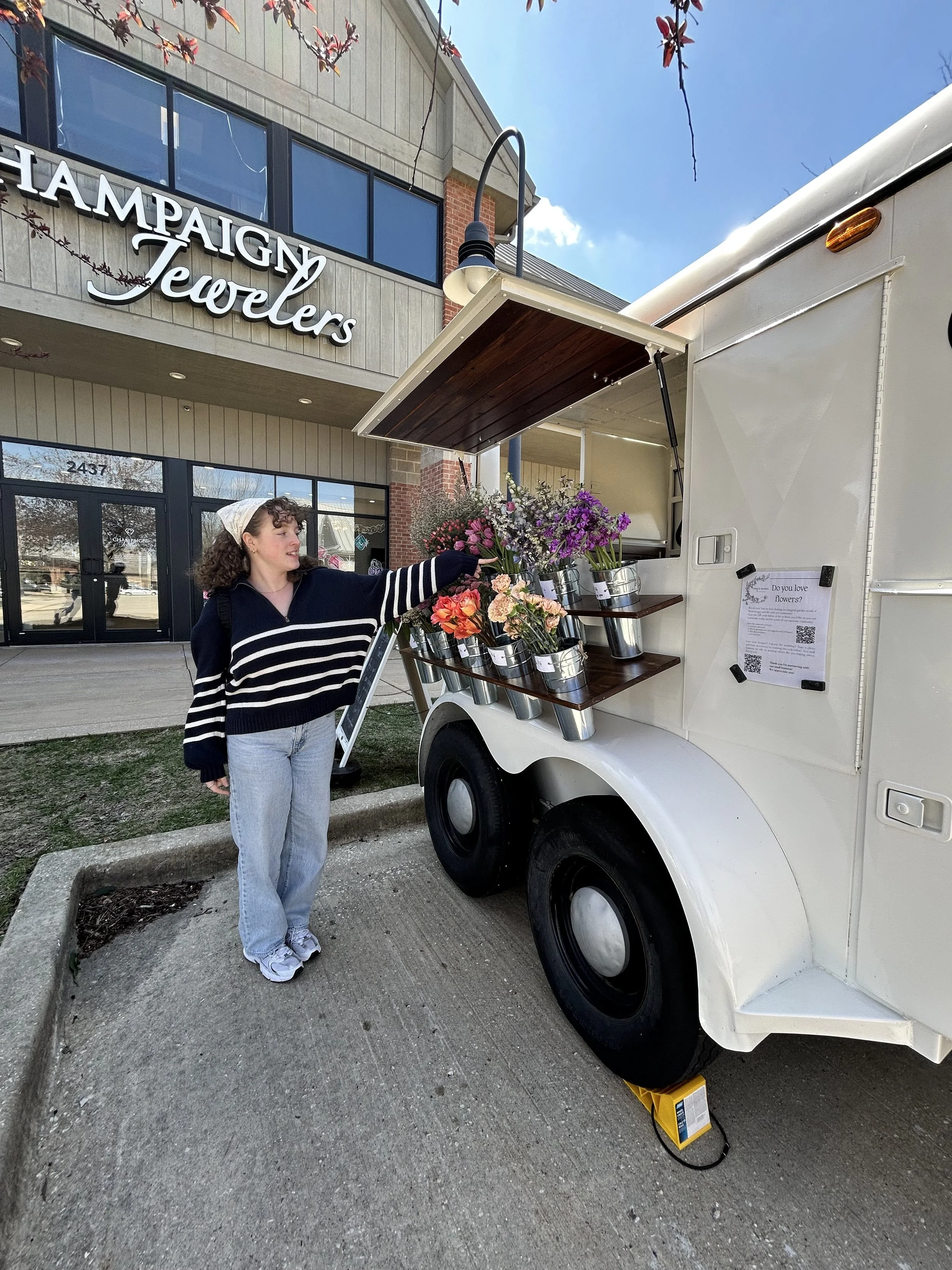 Three Berry Flowers trailer at Champaign Jewelers, Champaign Illinois
