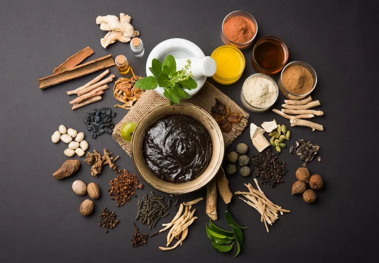 TCM acupuncture treatment in Culver City for effective pain relief and recovery