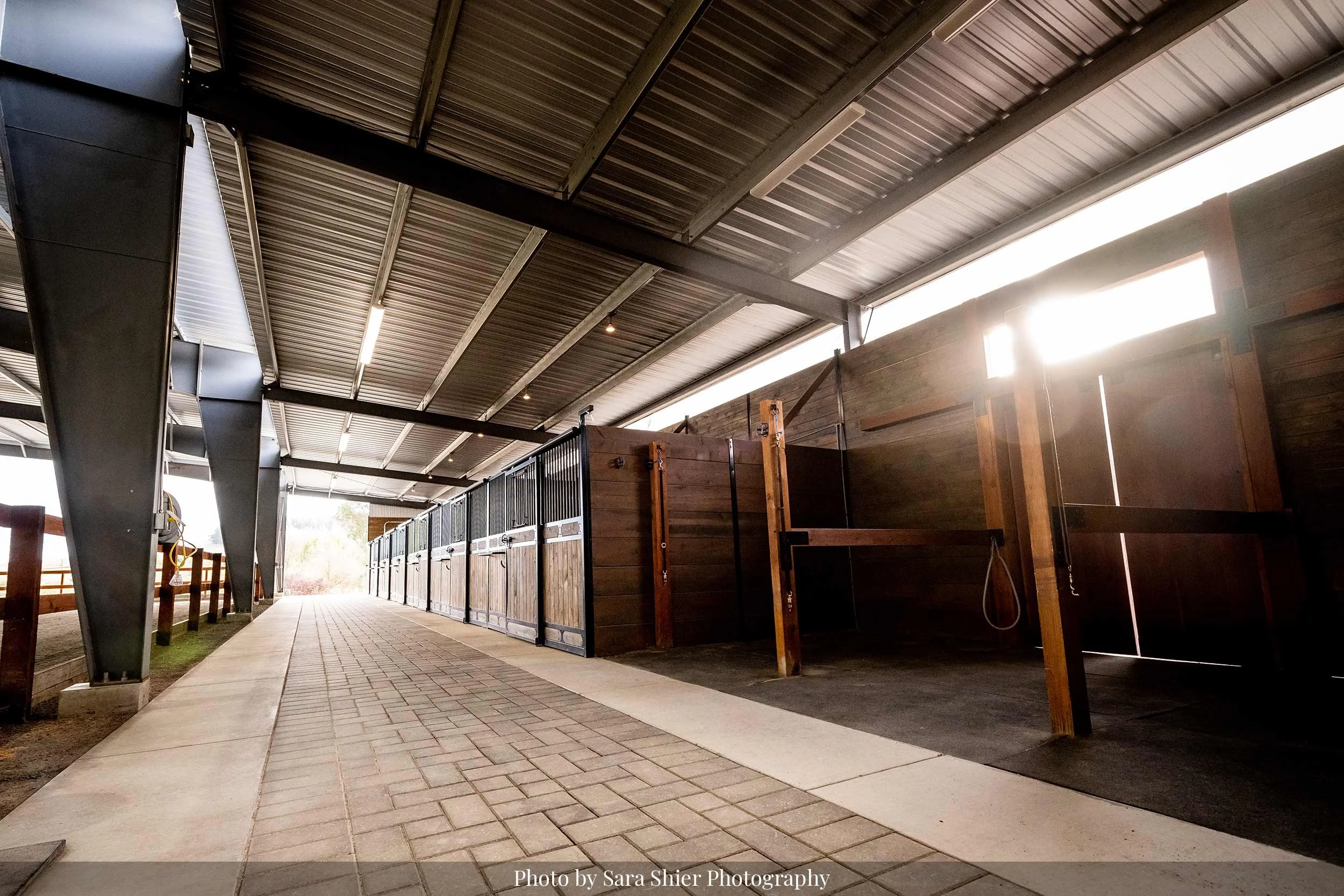 Stalls and grooming area at Jaz Creek