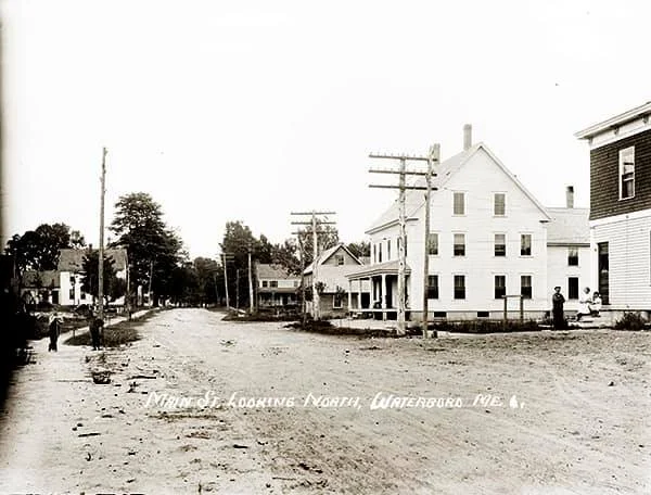 Main Street looking toward the north.