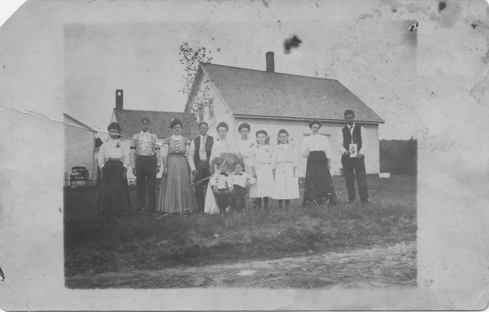 Will Roberts’ house and family.
The house was located a little East of the junction of Roberts Ridge Rd. and Town House Rd. (across the road from the cemetery that was vandalized last year). Some of the family is buried in that cemetery.