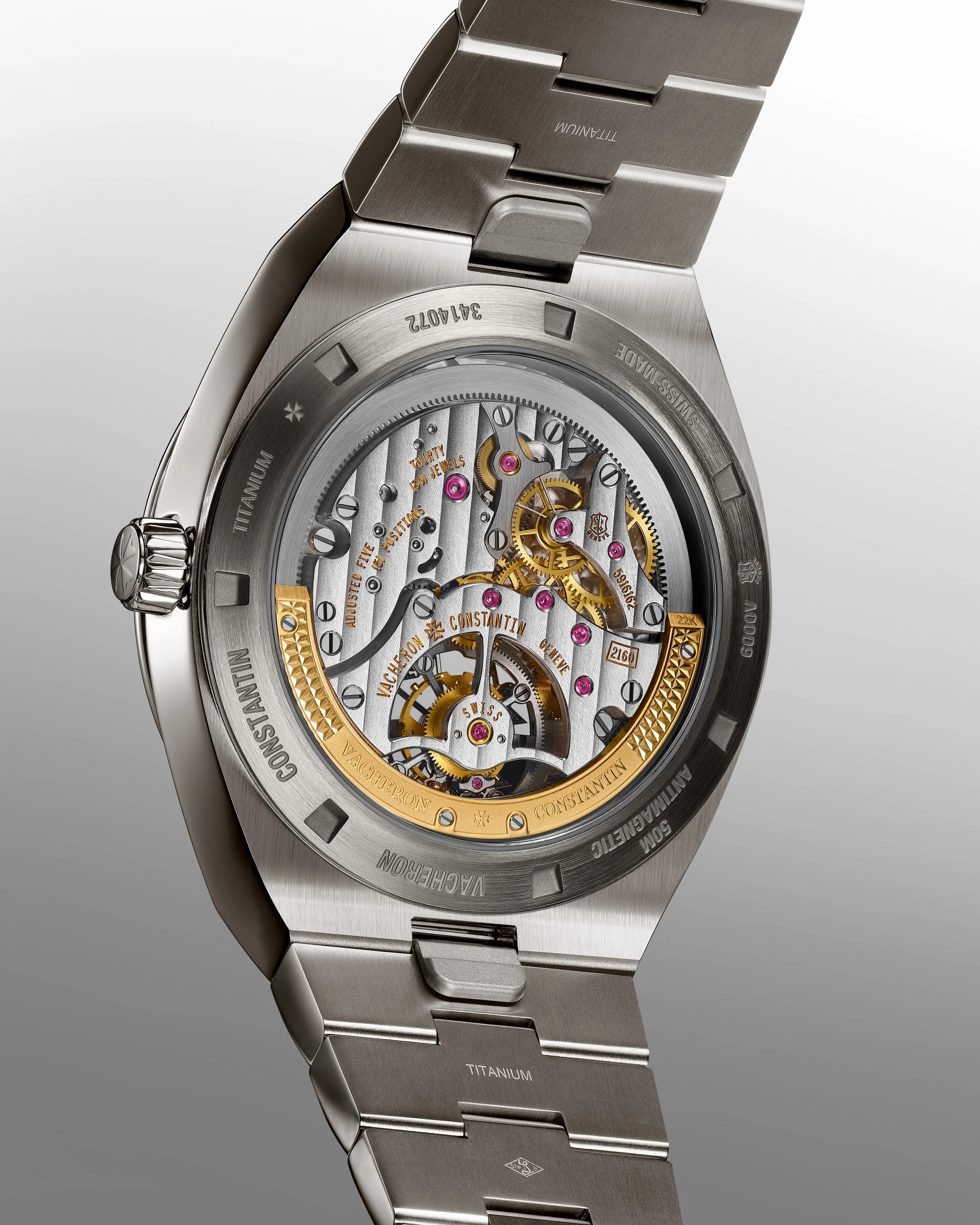 Overseas_tourbillon__V_6000V-210T-H179_Crop.jpg
