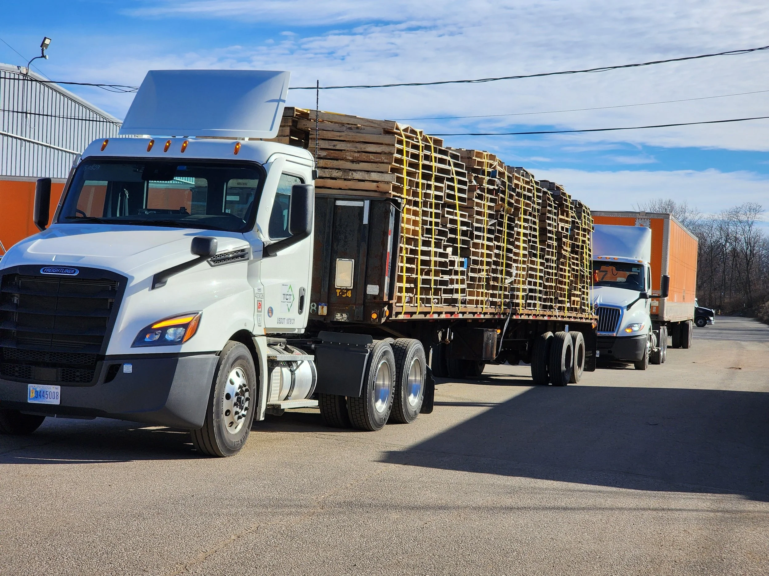 How Manufacturers Can Reduce Shipping Costs Without Cutting Corners
