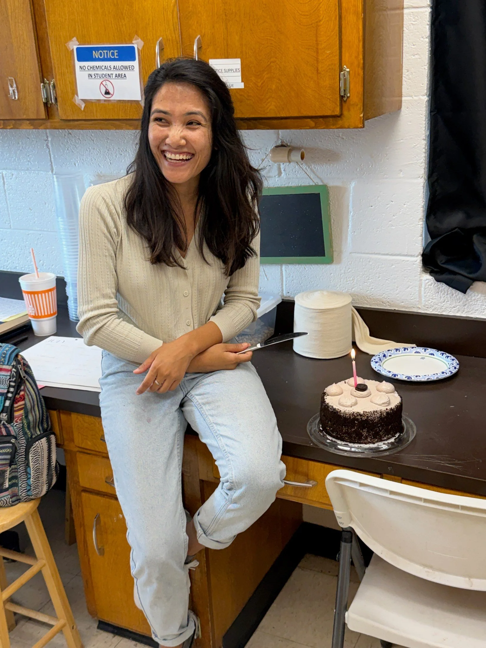 Celebrating Isha’s birthday in the lab.