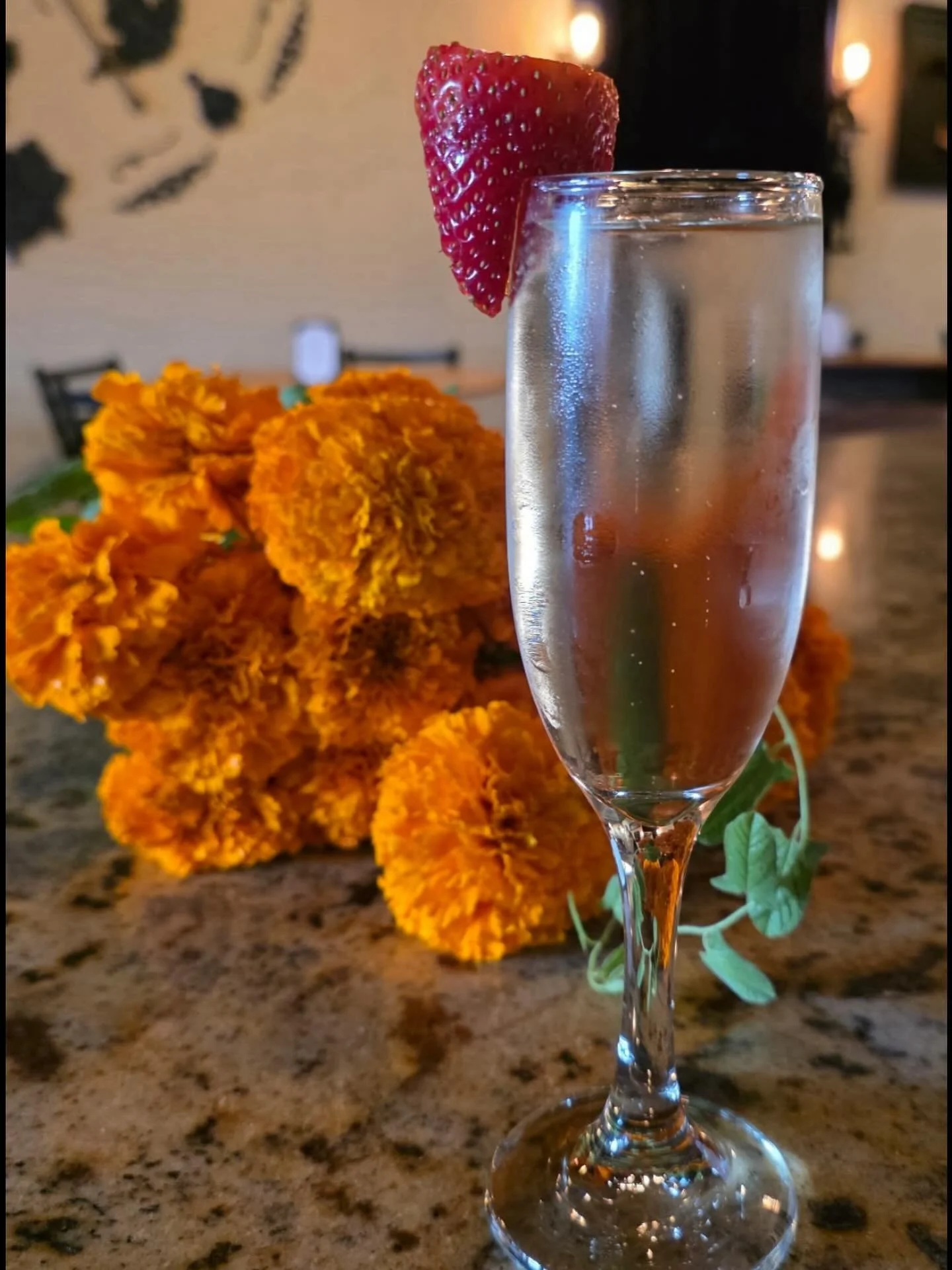 🌞 Good Morning, Brentwood! 🌿
Kick off your weekend at the Farmers Market with $5 mimosas 🍾🥂
NEW HOURS: 9:00 AM &ndash; 1:00 PM
Enjoy a delicious breakfast croissant or avocado toast while you sip and stroll! 🥐🥑✨ 

#cocowine #downtownbrentwood #