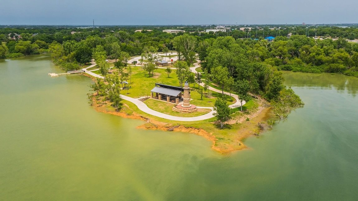 Check out Cottonwood Park &mdash; the newest addition on Little Elm&rsquo;s lakefront! 🌳✨

At Cottonwood Park you will find-

💍 Two brand new wedding spots
🏞️ Beautiful pavilions and shaded picnic areas
🛶 A convenient kayak launch
🎣 Great fishin