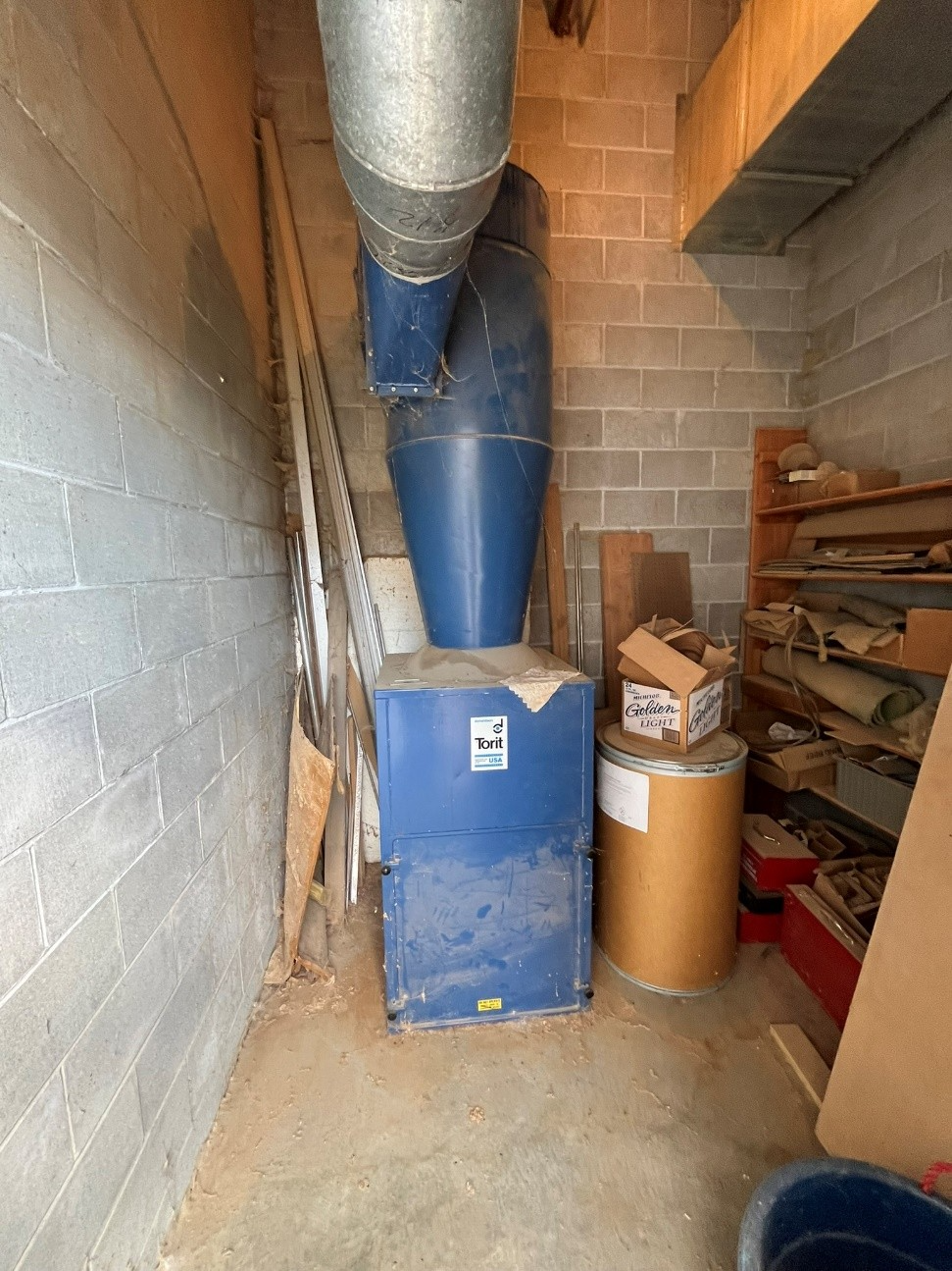 Aging and inefficient dust collector